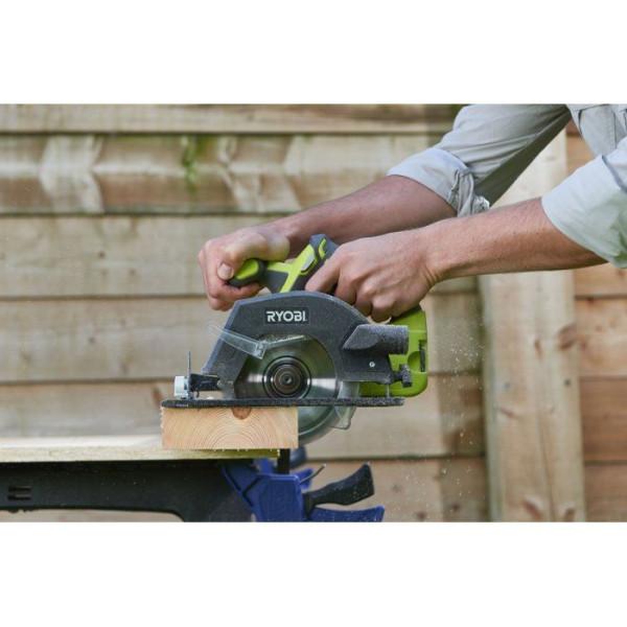 Voir la diapositive 4 : Ryobi Ryobi pack 3 outils one+ 18v perceuse-visseuse + scie sauteuse + ponceuse delta + batteries 4ah & 2ah + chargeur r18ck3g-242g