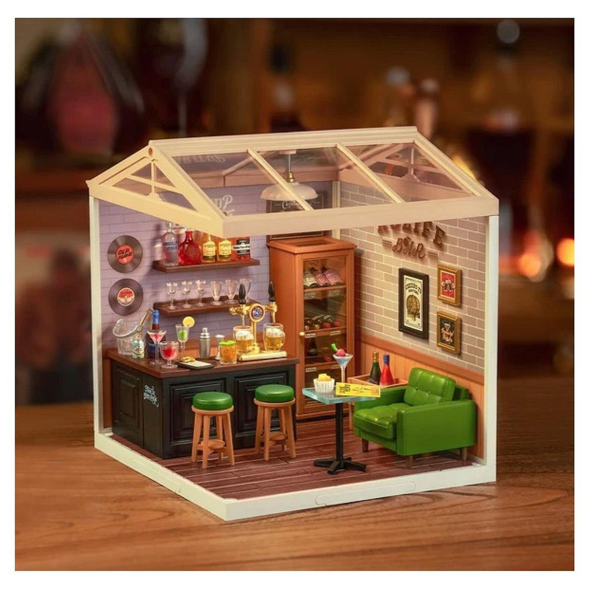 ROBOTIME Maquette Super Creator  Cheers Bar