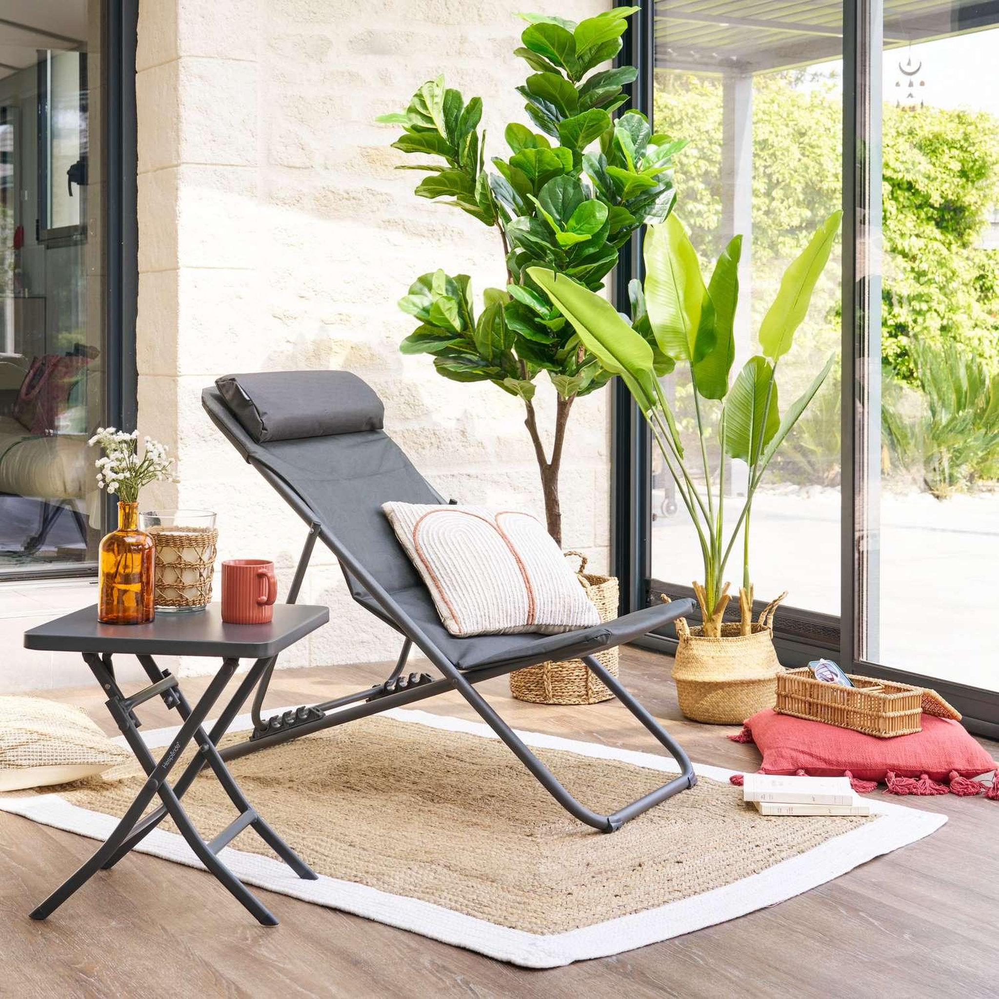 Voir la diapositive 4 : HESPERIDE Table d'appoint de jardin carrée greensboro - gris graphite