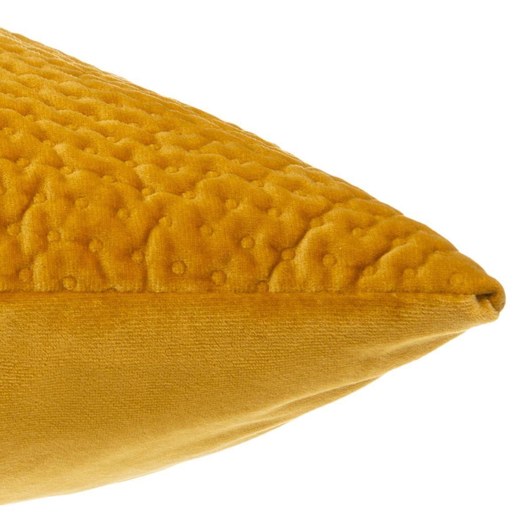 Voir la diapositive 4 : ATMOSPHERA Coussin déco en velours  dolce  40x40cm ocre