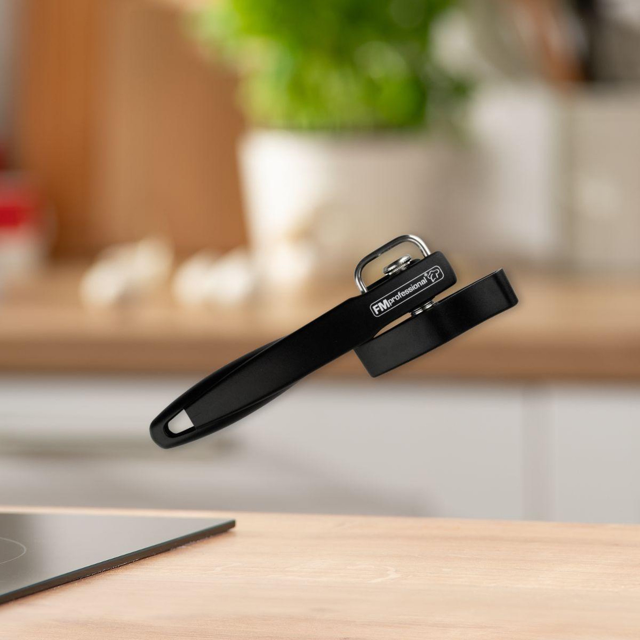 Voir la diapositive 2 : FM PROFESSIONAL Ouvre-boîte manuel 19 cm fm professional divers