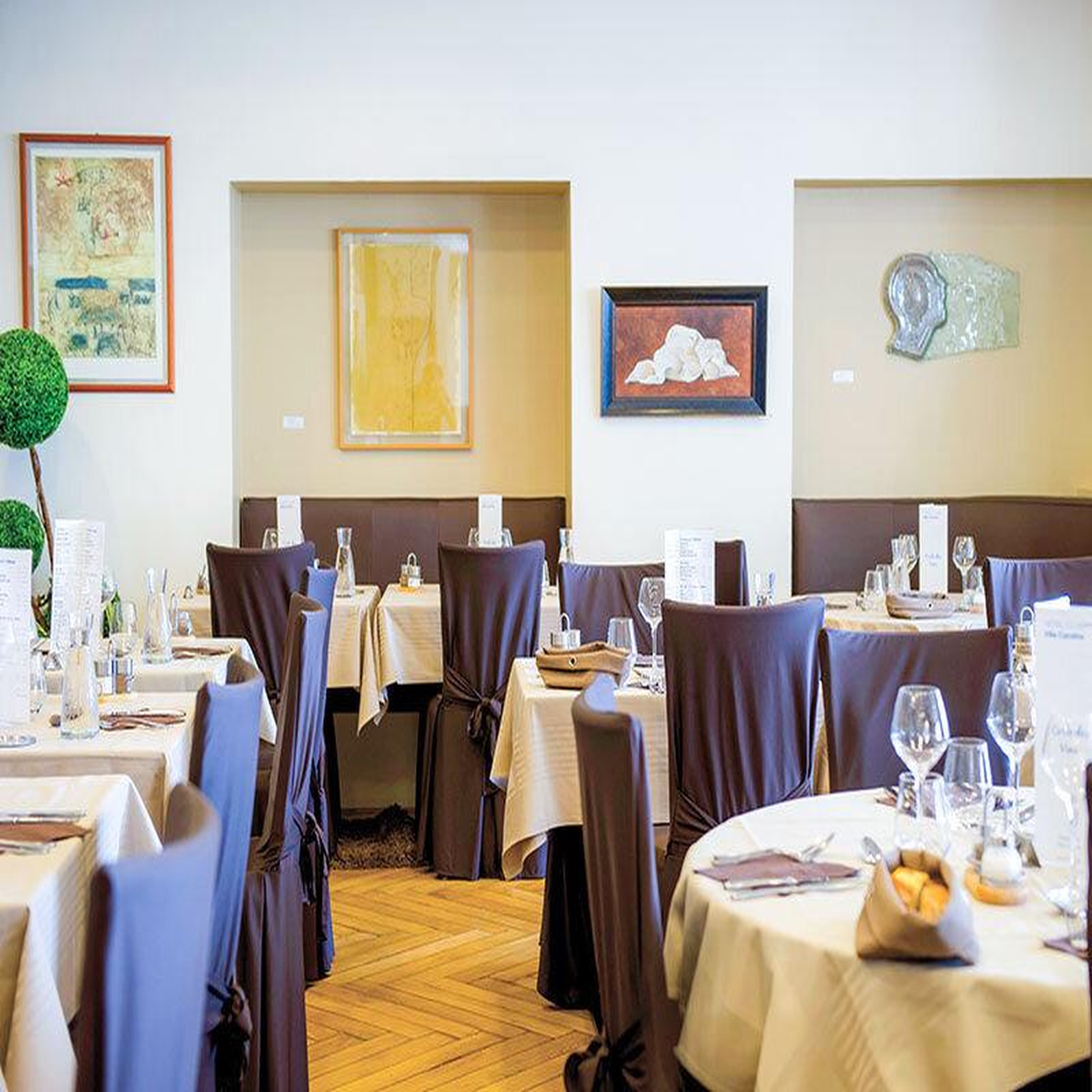 Voir la diapositive 3 : Smartbox 4 jours dans un hôtel en bord de mer avec dîner à la baule - coffret cadeau séjour