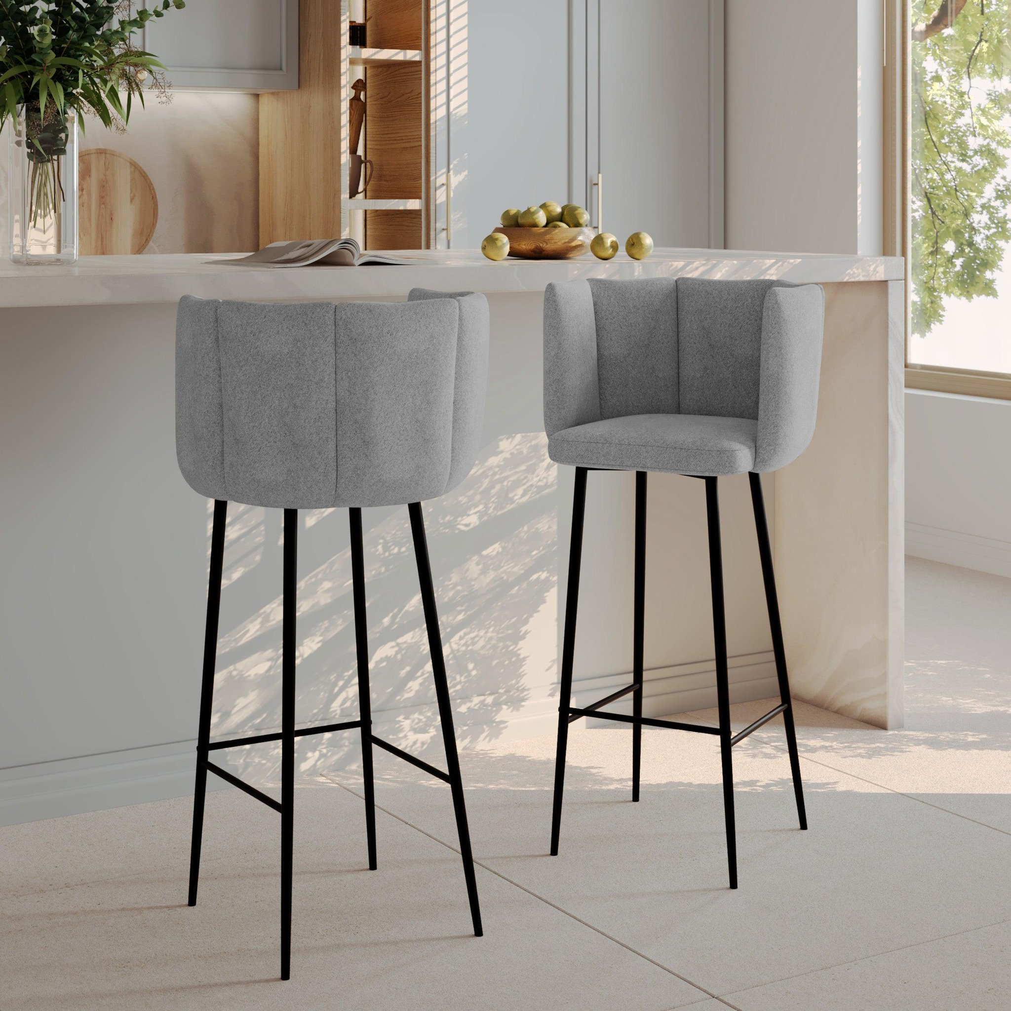Voir la diapositive 2 : MAISON PAVANE Lot de 2 chaises de bar en tissu gris clair 75 cm-rosy