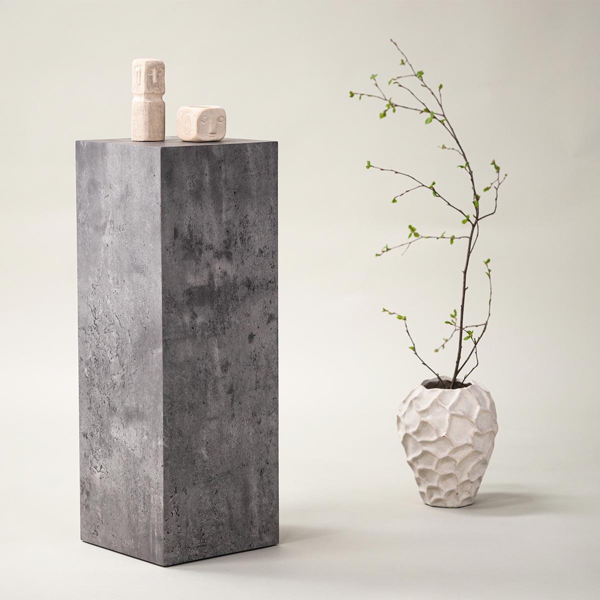 Voir la diapositive 4 : Paris Prix Sellette décorative  ramsvik  65cm gris