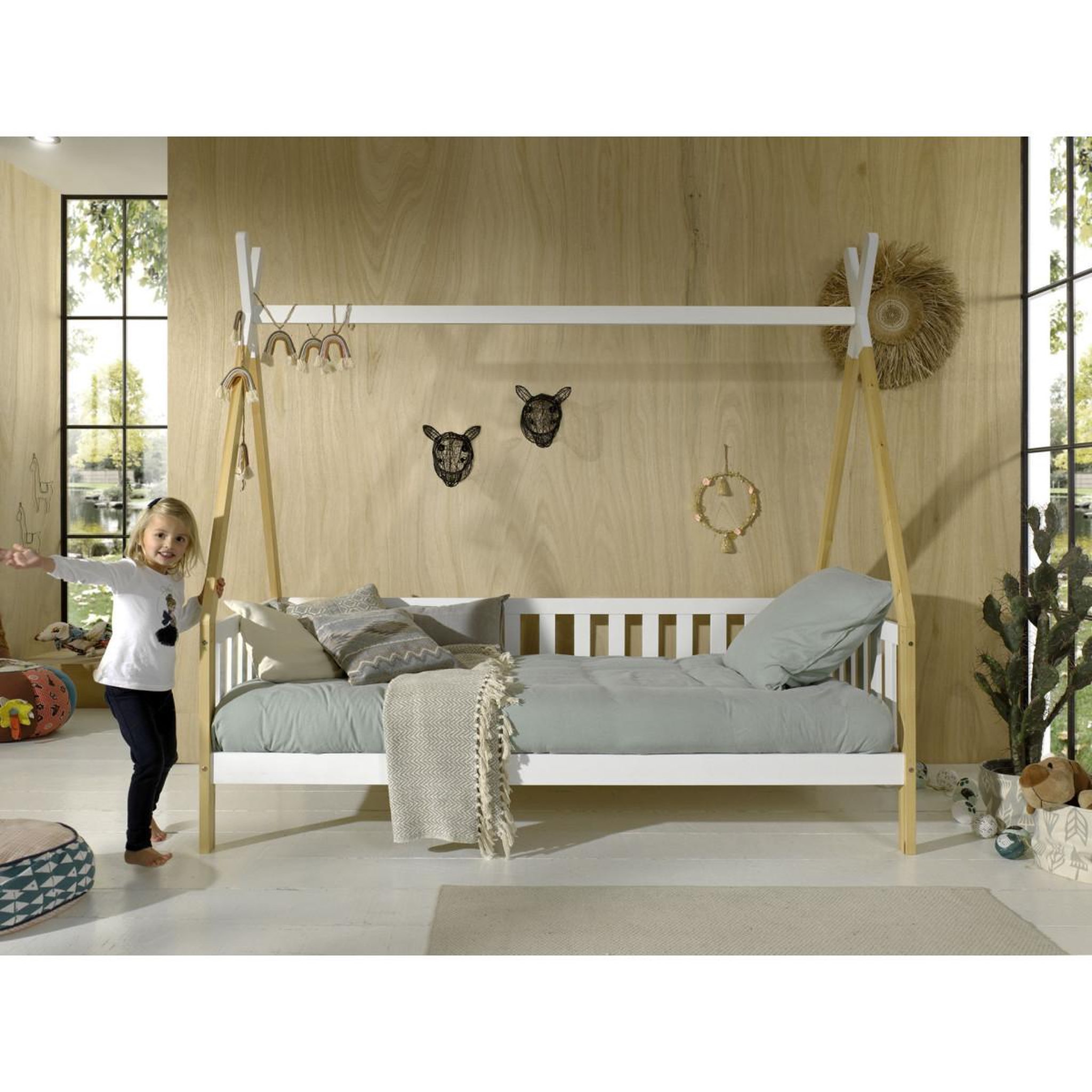 Voir la diapositive 3 : Paris Prix Lit enfant & barrière pin massif  tipi  90x200cm blanc & naturel