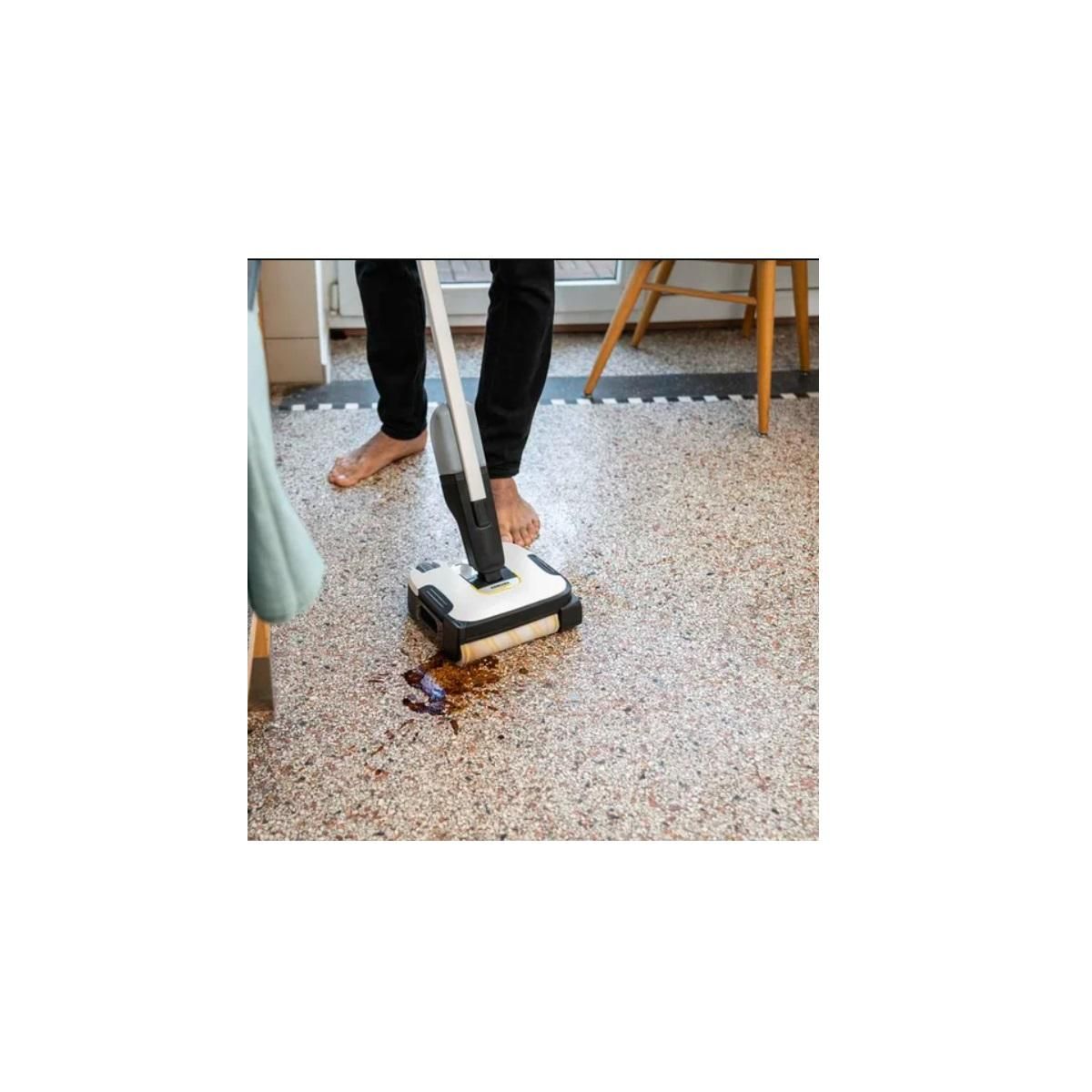 KARCHER Aspirateur laveur rechargeable 4v noir/gris - FC2-42BDUO