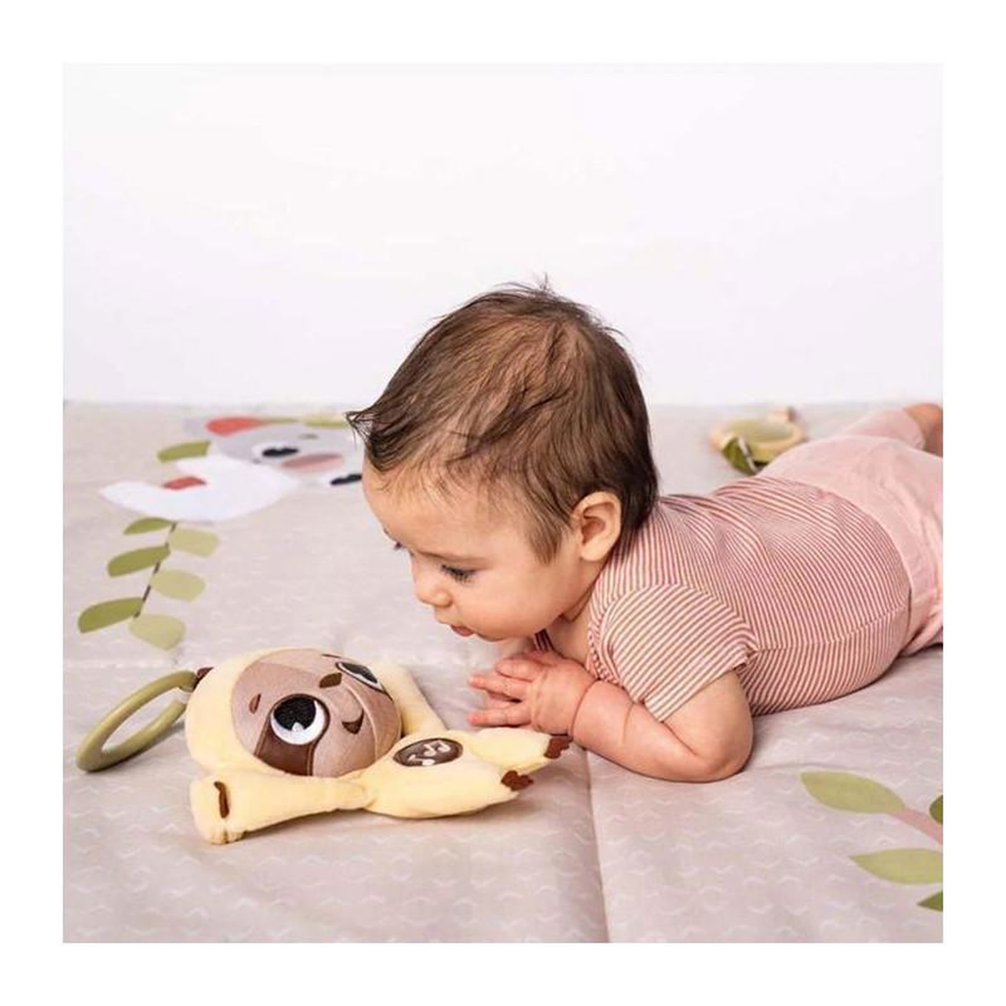 Voir la diapositive 3 : GENERIQUE Jouet Musical Tiny Love - Boho Chic - Paresseux