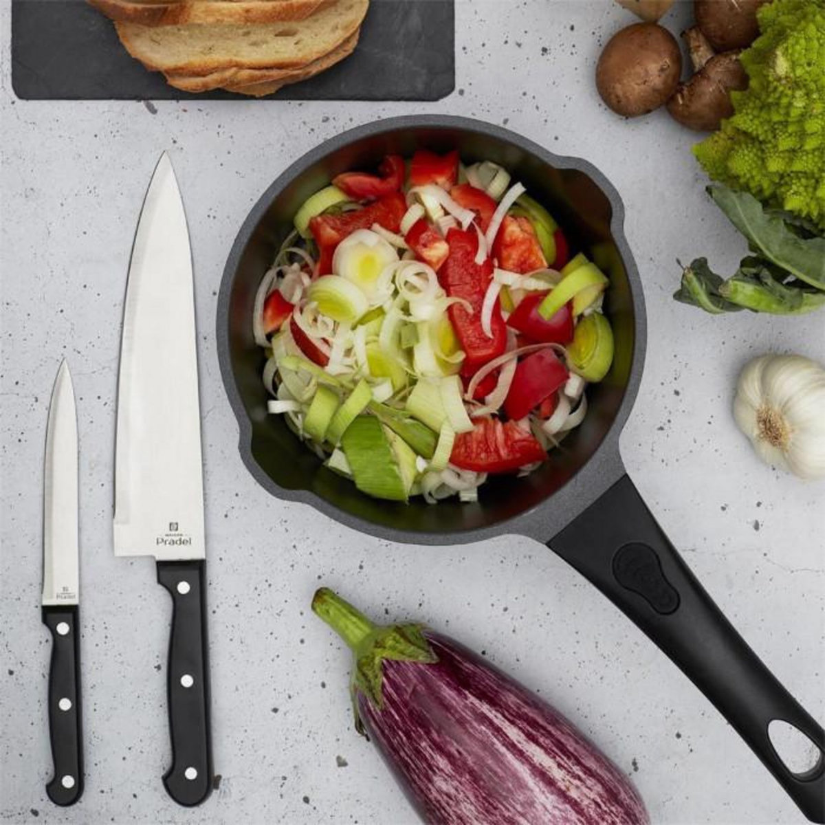 Paris Prix Casserole Aluminium  Fonte  18cm Noir