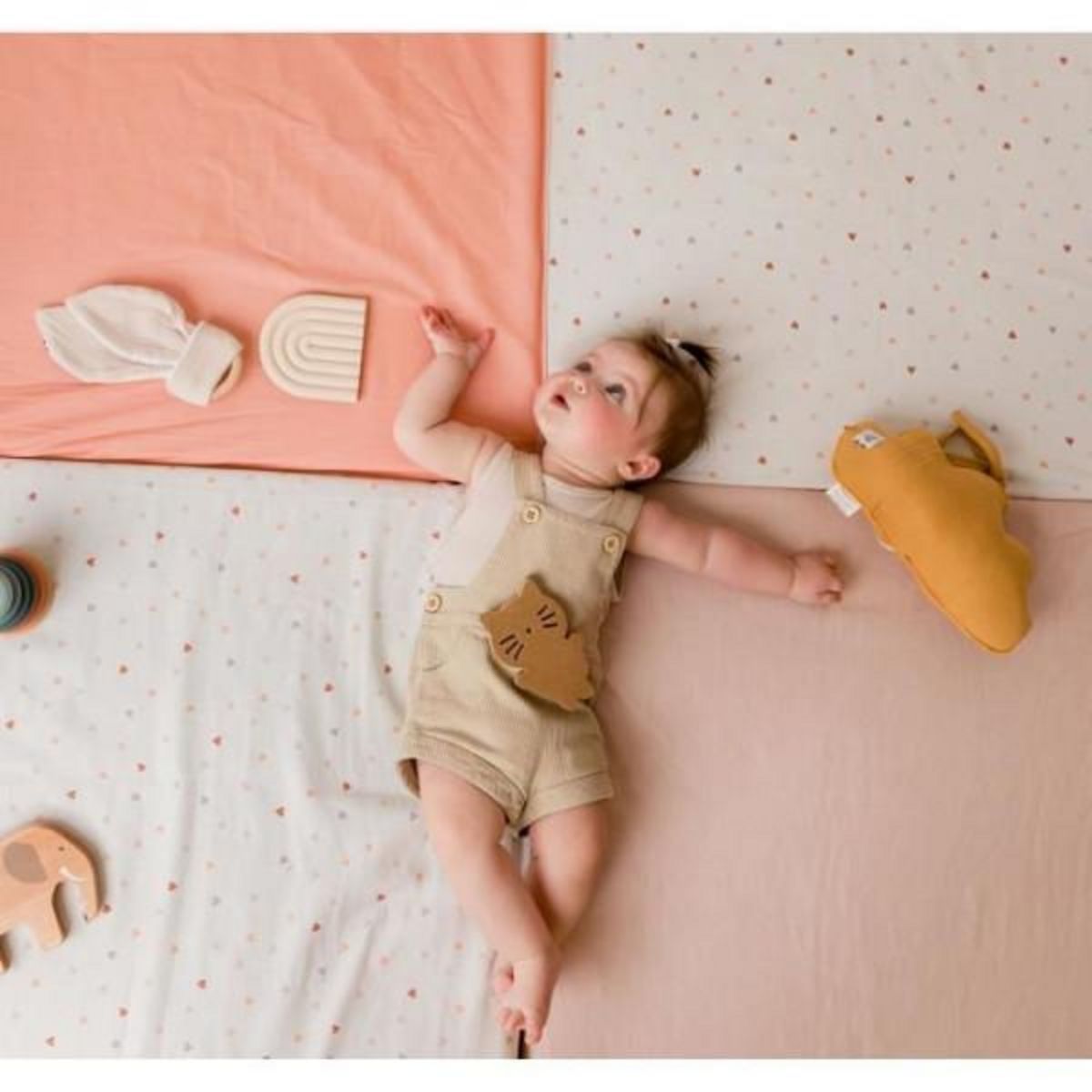 TINEO Tapis d'éveil Malin TINEO MON CoeUR 3en1 - Tapis évolutif multifonction - 120x120x5 cm