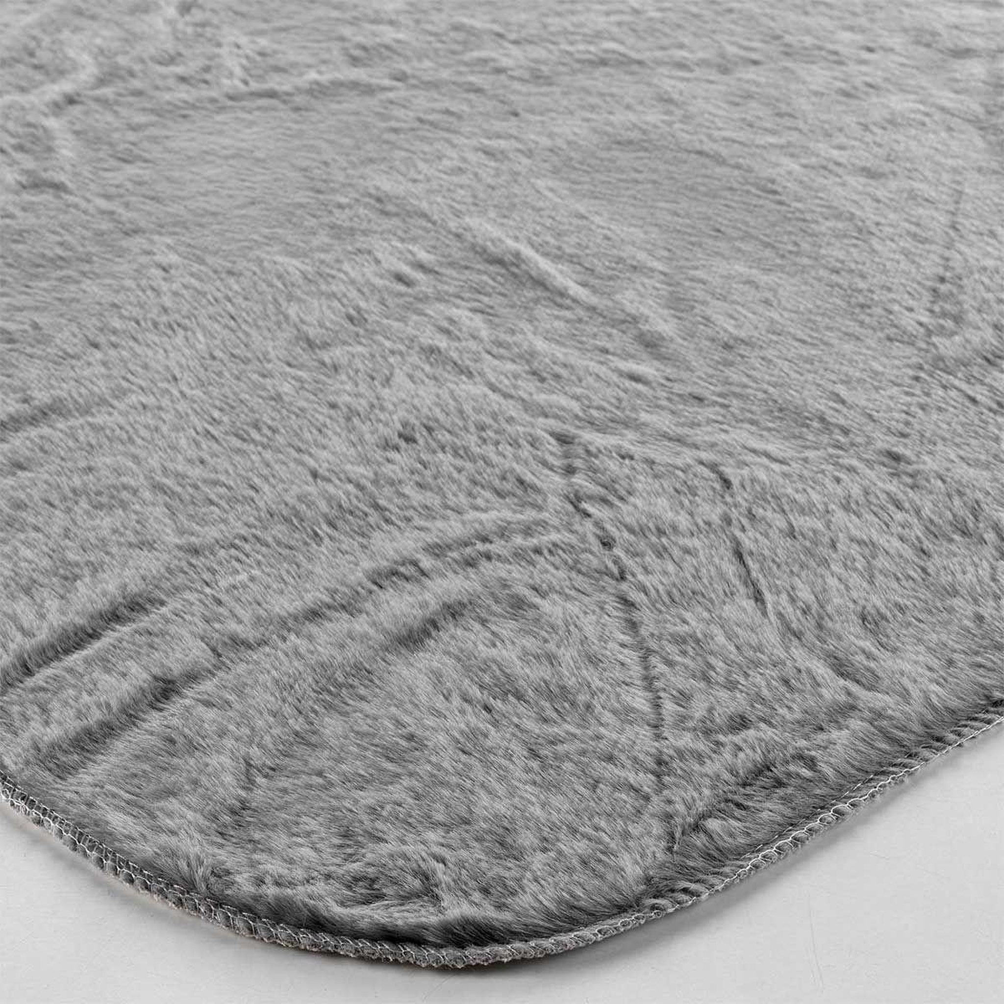 Voir la diapositive 2 : Douceur d'Intérieur Tapis imitation fourrure  réglisse  60x90cm gris