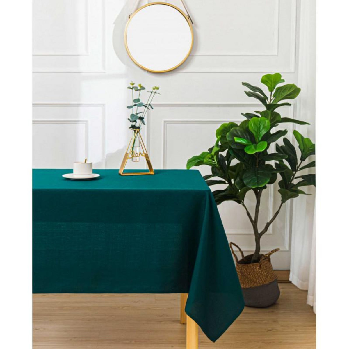 UNIVERS DECOR Nappe antitache unie Bleu Paon rectangulaire 145 x 240 cm