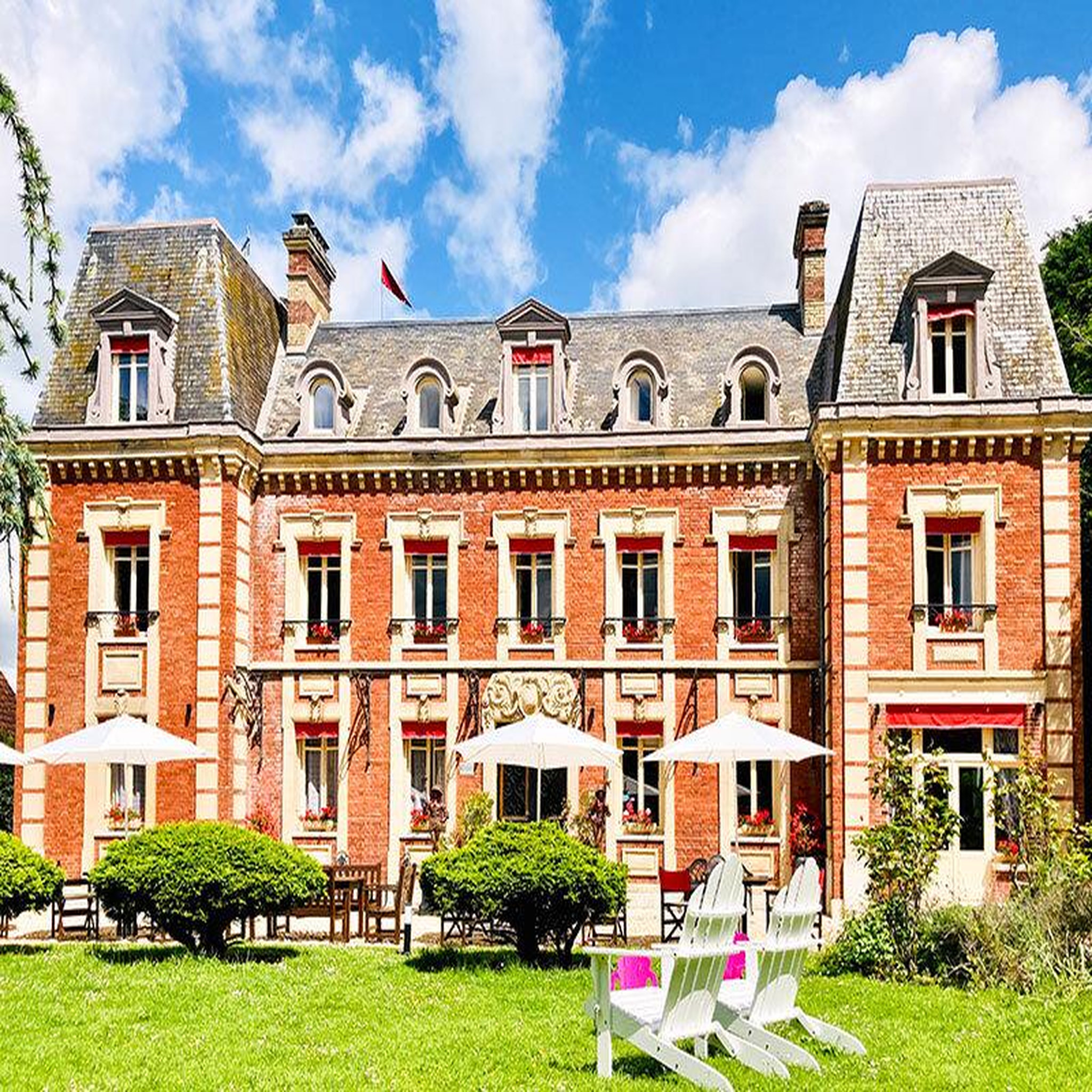 Voir la diapositive 4 : Smartbox 2 jours avec dîner et massage dans un château près de giverny - coffret cadeau séjour