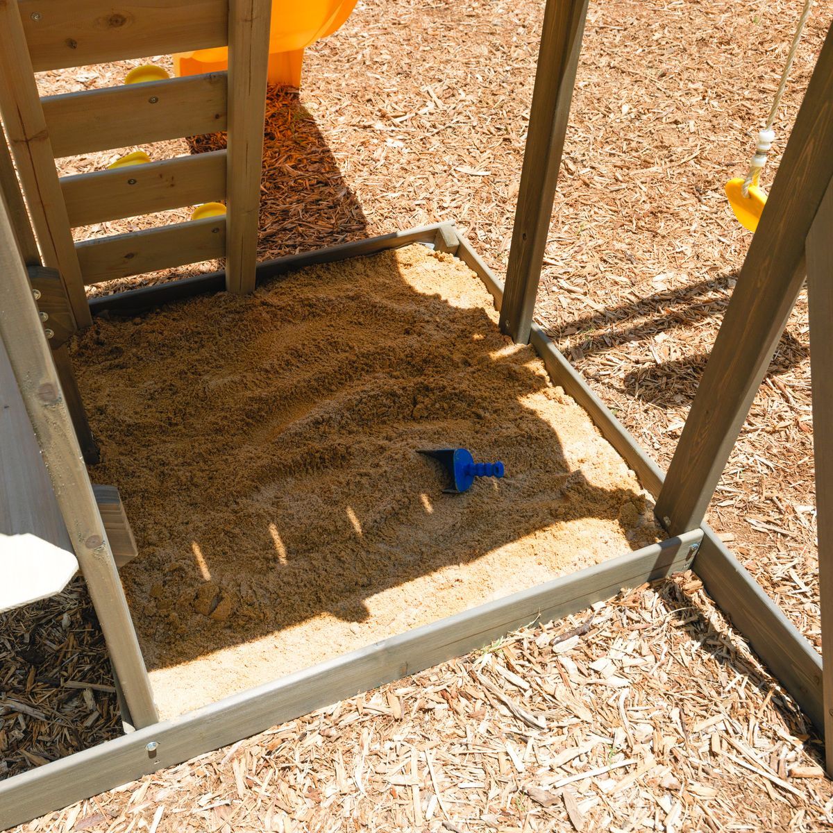 Kidkraft Aire de jeux NEWPORT avec toboggan