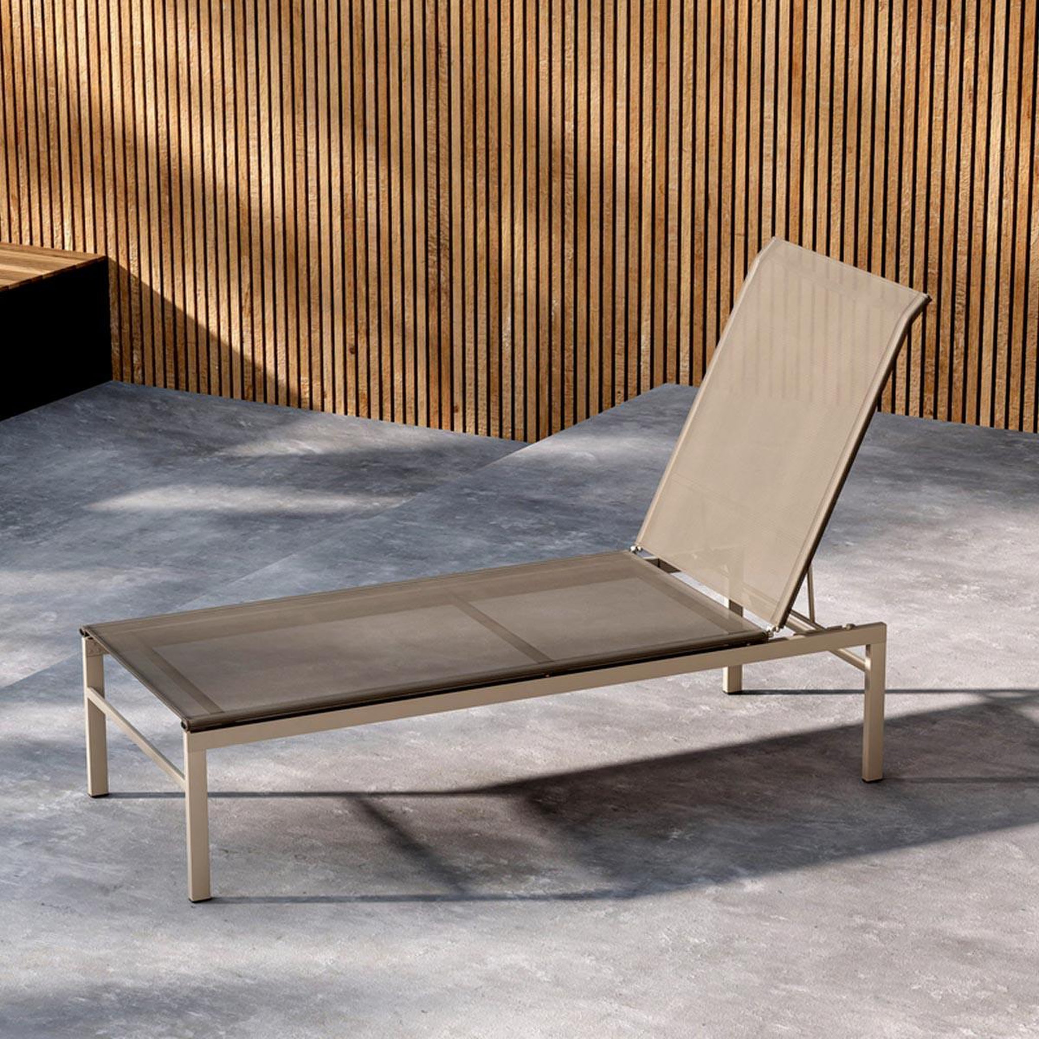 Voir la diapositive 6 : Paris Prix Bain de soleil  massimo  189cm beige