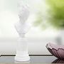 Voir la diapositive 6 : Paris Prix Statuette Buste Femme Déco  Terrence  35cm Blanc