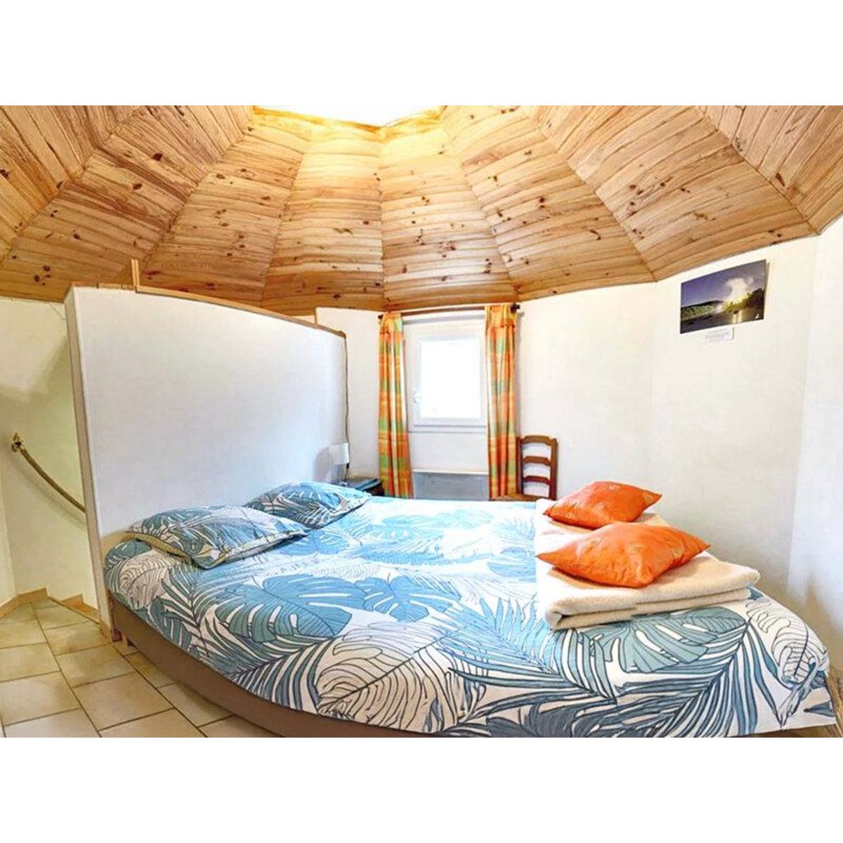 Smartbox 2 jours en hôtel insolite avec observation des étoiles au télescope près de Draguignan - Coffret Cadeau Séjour