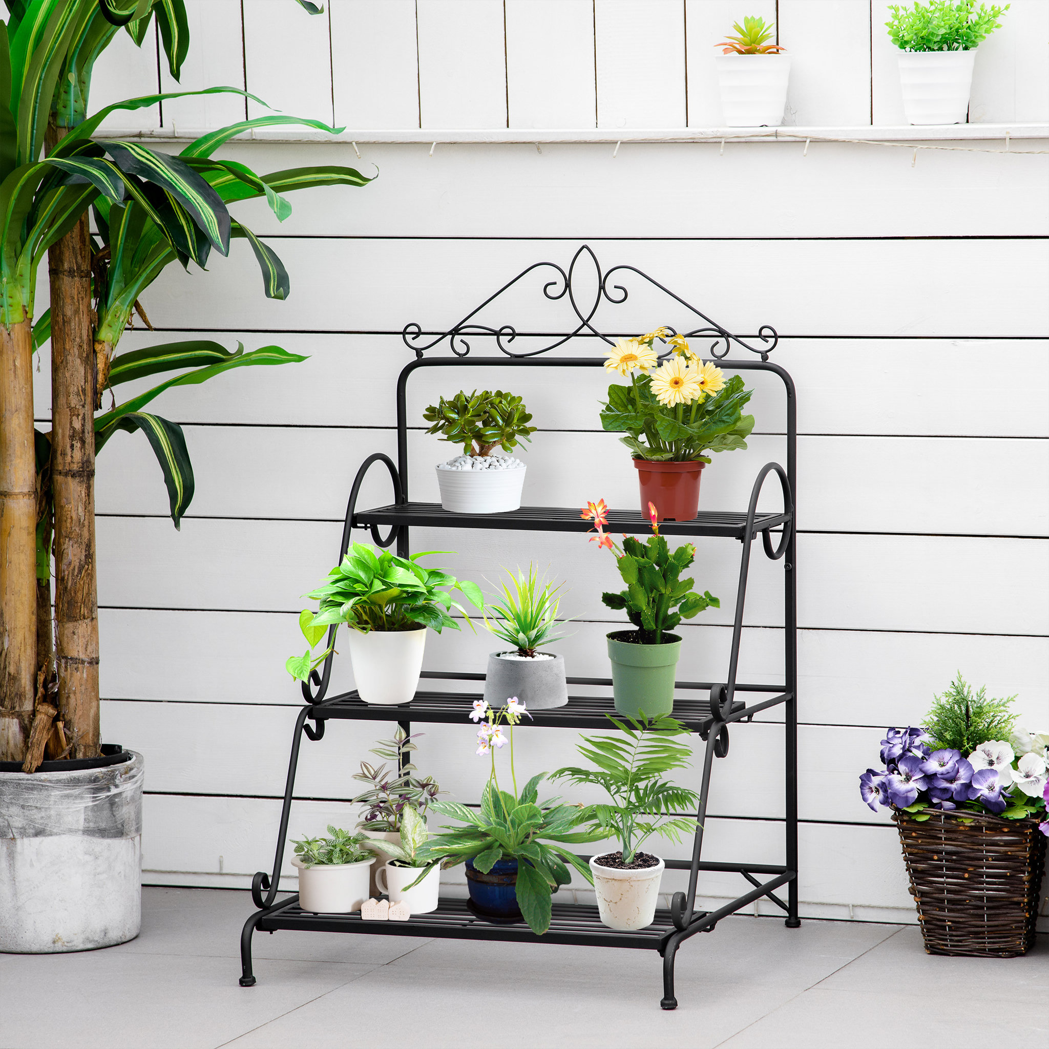 Voir la diapositive 2 : OUTSUNNY Support pour plantes présentoir avec étagères en métal 3 niveaux forme escalier intérieur/extérieur dim. 60,5L x 59,5l x 95,5H cm noir