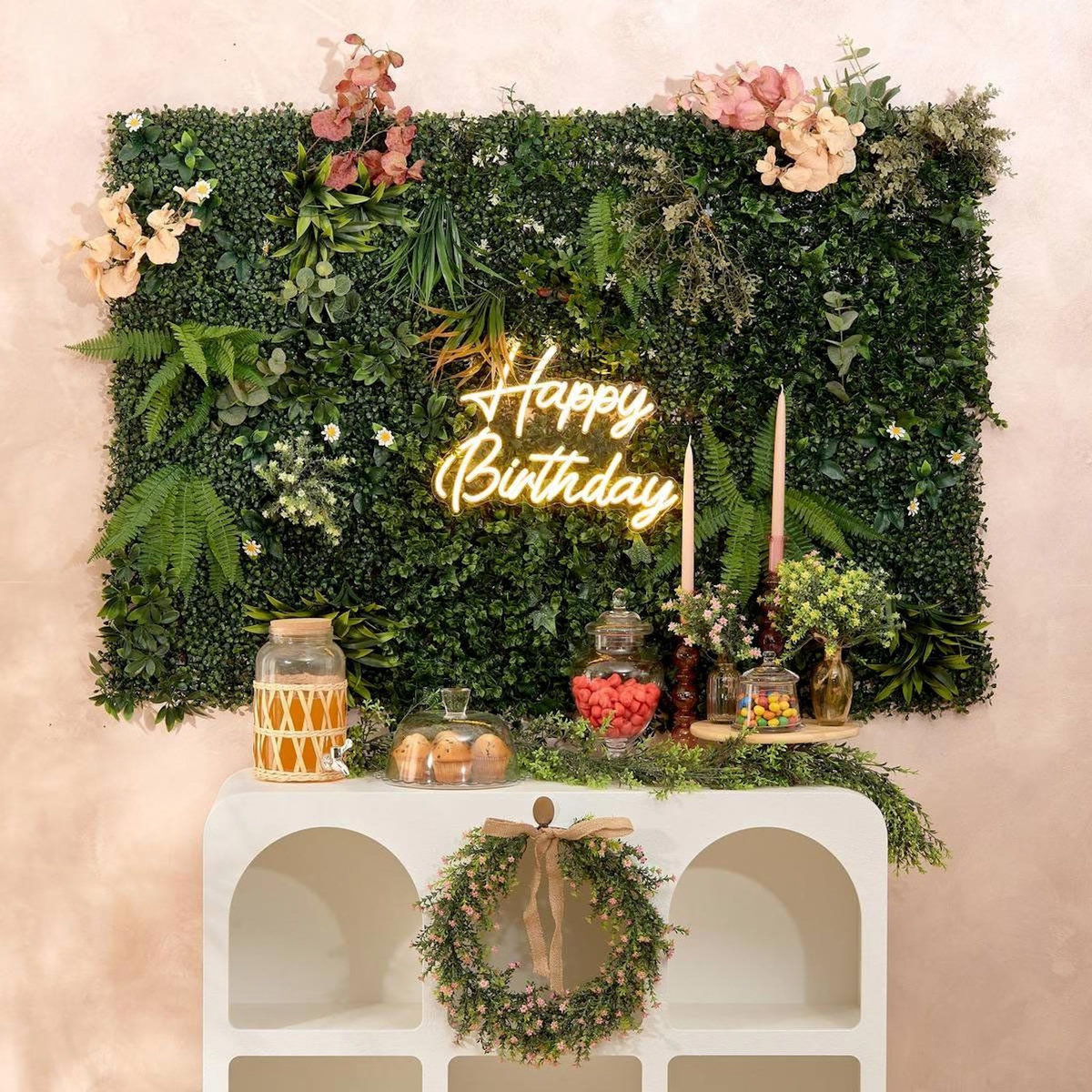 ATMOSPHERA Néon LED Mural  Happy Birthday  42cm Jaune