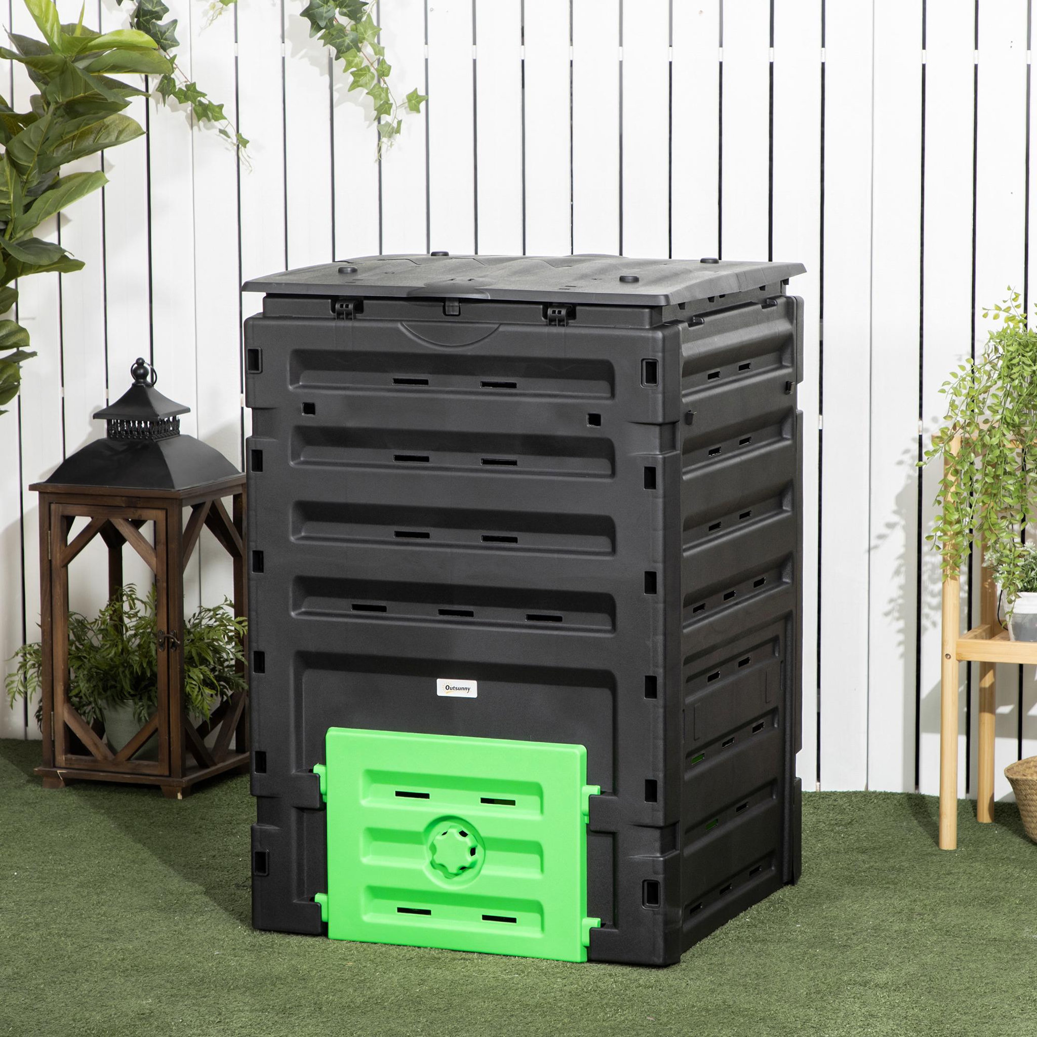 Voir la diapositive 6 : OUTSUNNY Composteur de jardin 450L 80 aérations 2 trappes coulissantes toit ouvrant noir vert