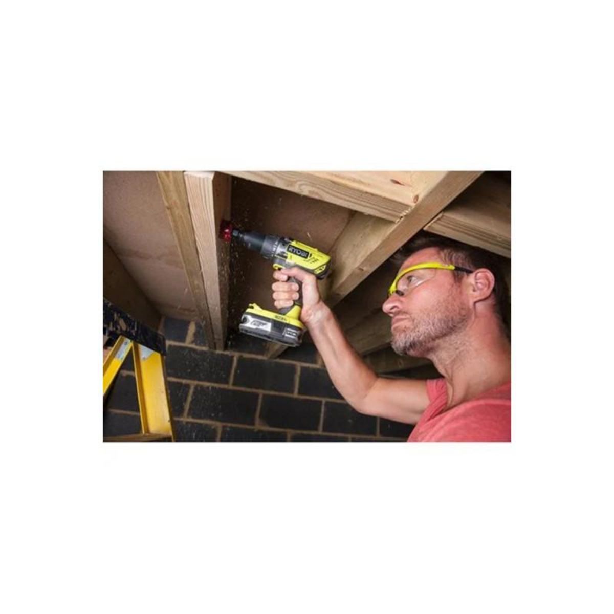 Ryobi Perceuse-visseuse à percussion RYOBI 18V One+ - 2 Batteries 1.5Ah - 1 Chargeur - R18PD3-215S