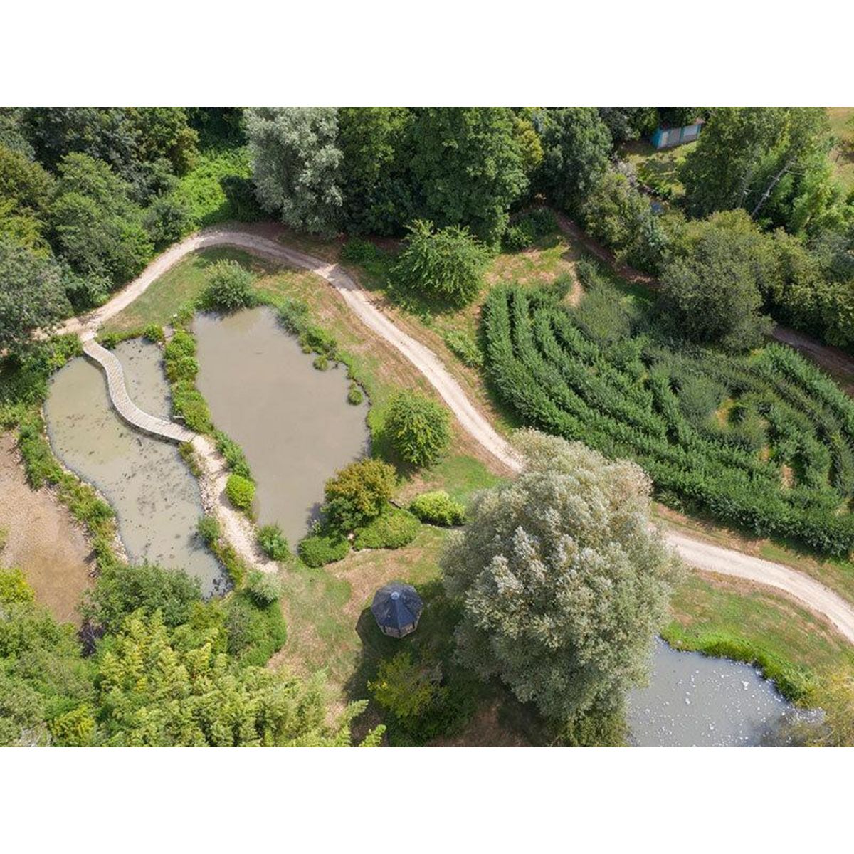 Smartbox 2 jours en lodge sur pilotis avec activité en famille près de Poitiers - Coffret Cadeau Séjour