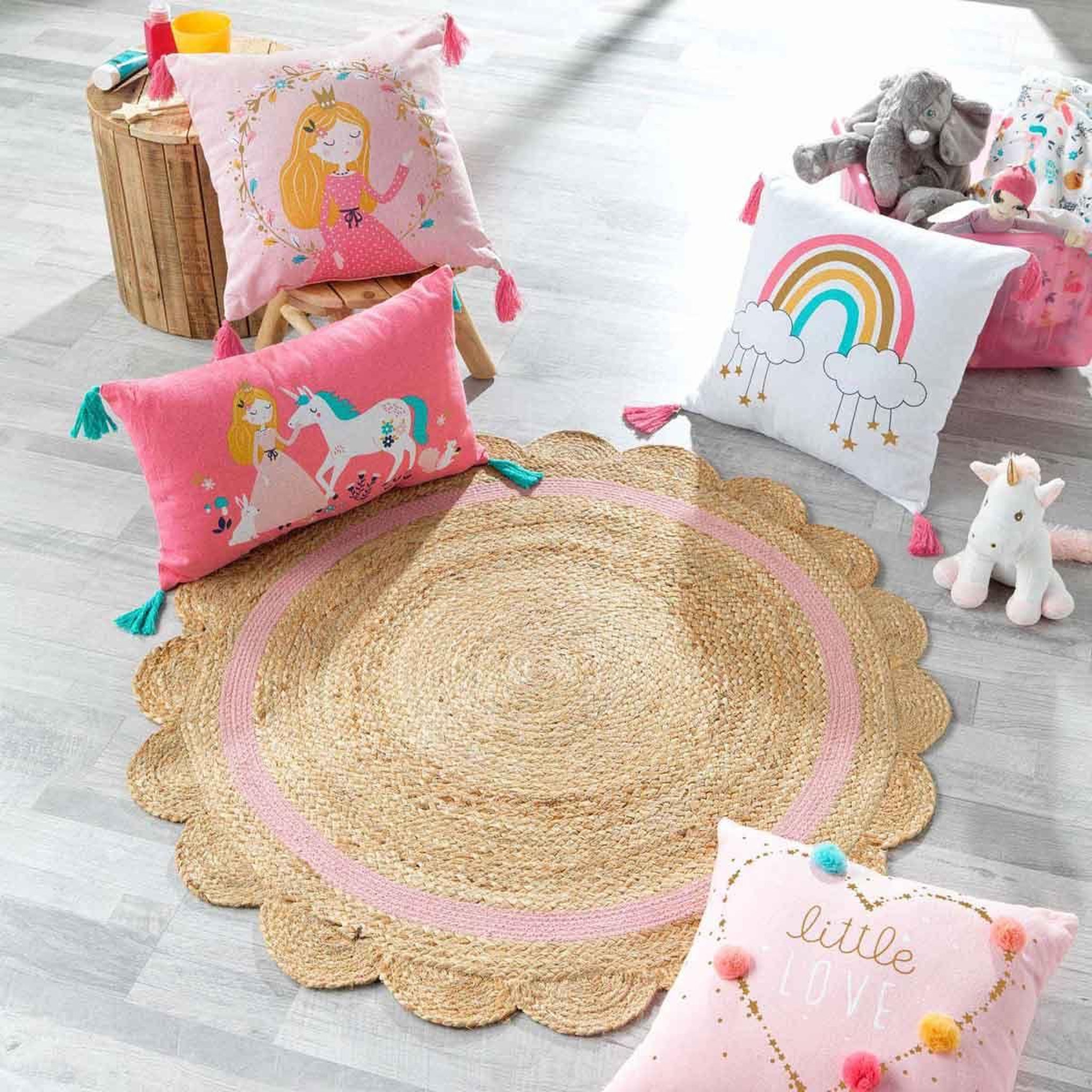 Voir la diapositive 3 : Douceur d'Intérieur Tapis déco enfant rond  rosaly  90cm beige