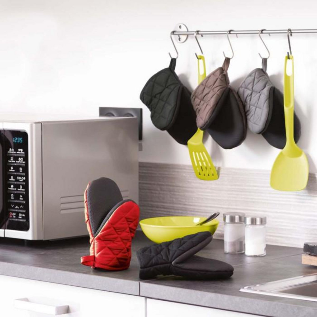 Paris Prix Gant de Cuisine Pince  Cuistot  20cm Noir