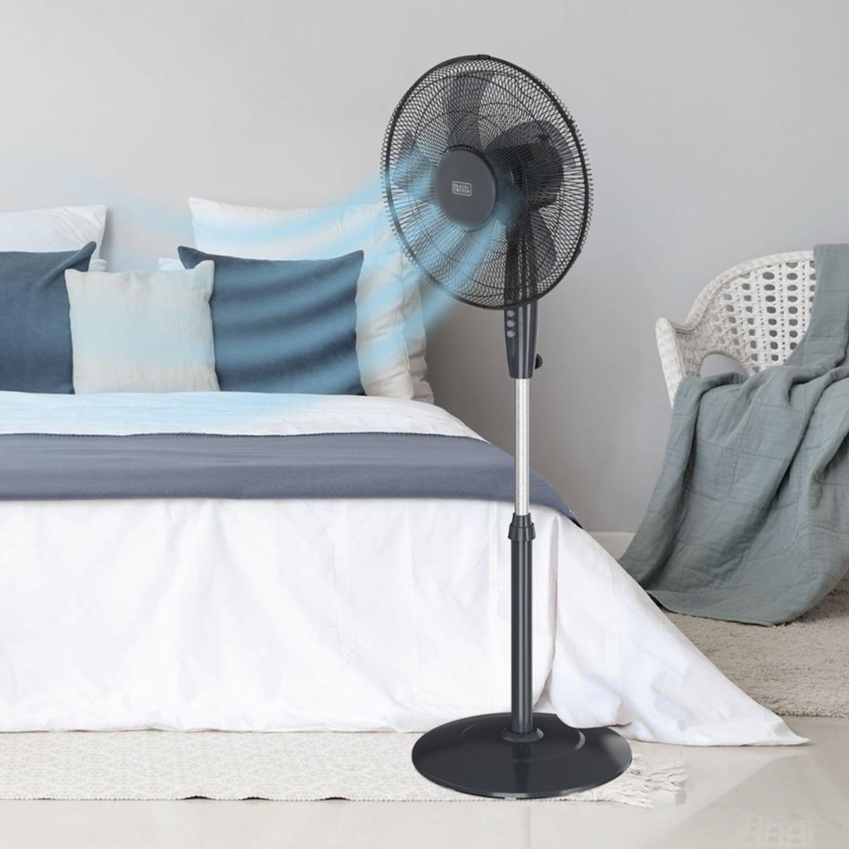 Black et Decker Ventilateur BXFS8000E