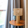 Voir la diapositive 5 : Rendez vous déco Lampe en papier de corde et socle en rondin de bois-Mira