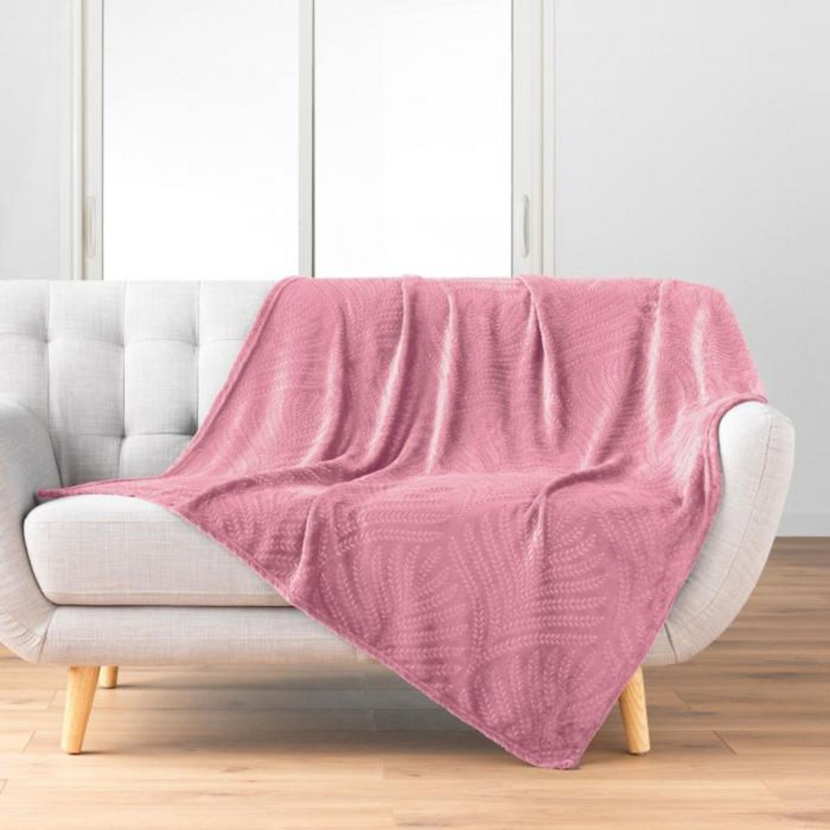 Paris Prix Plaid Uni en Flanelle  Nelia  125x150cm Rose