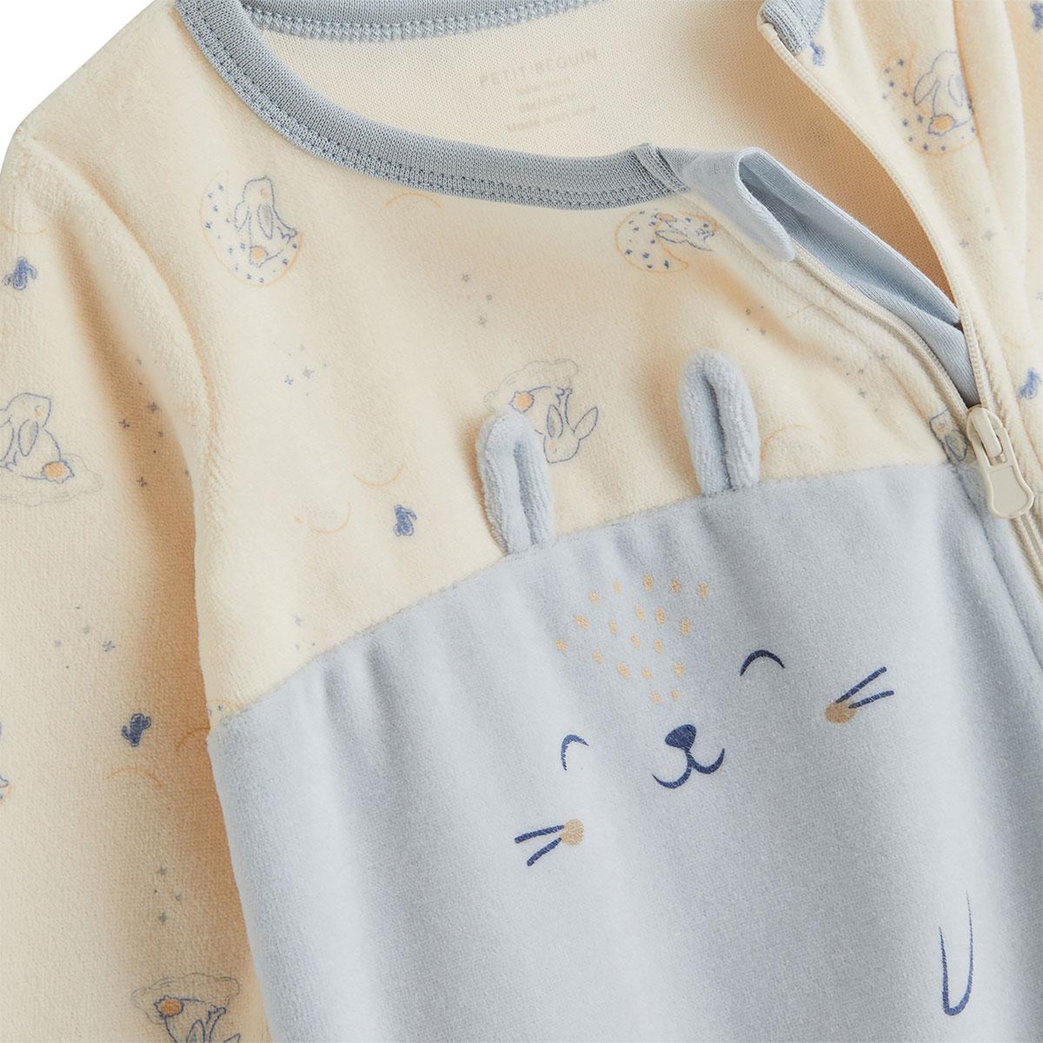 Voir la diapositive 3 : PETIT BEGUIN Pyjama bébé en velours ouverture zippée voix lactée