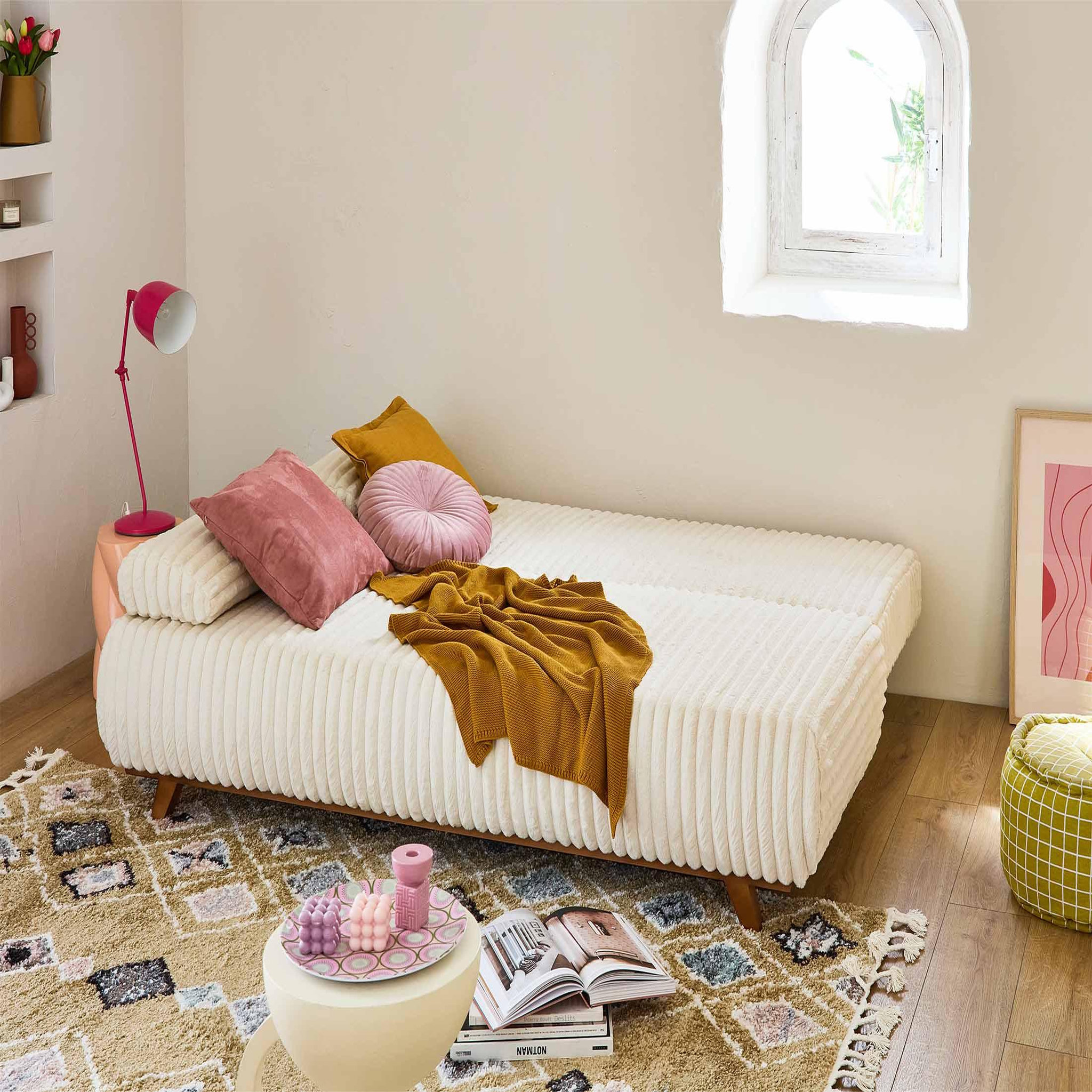 Voir la diapositive 3 : BEST MOBILIER Cristal - canapé 3 places - convertible avec coffre et grand pouf - en fausse fourrure côtelée
