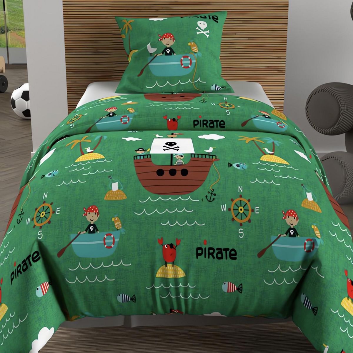SOLEIL D'OCRE Ensemble couette et parure 5 Pièces PIRATES vert pour lit en 90x190 cm, par Soleil d'ocre