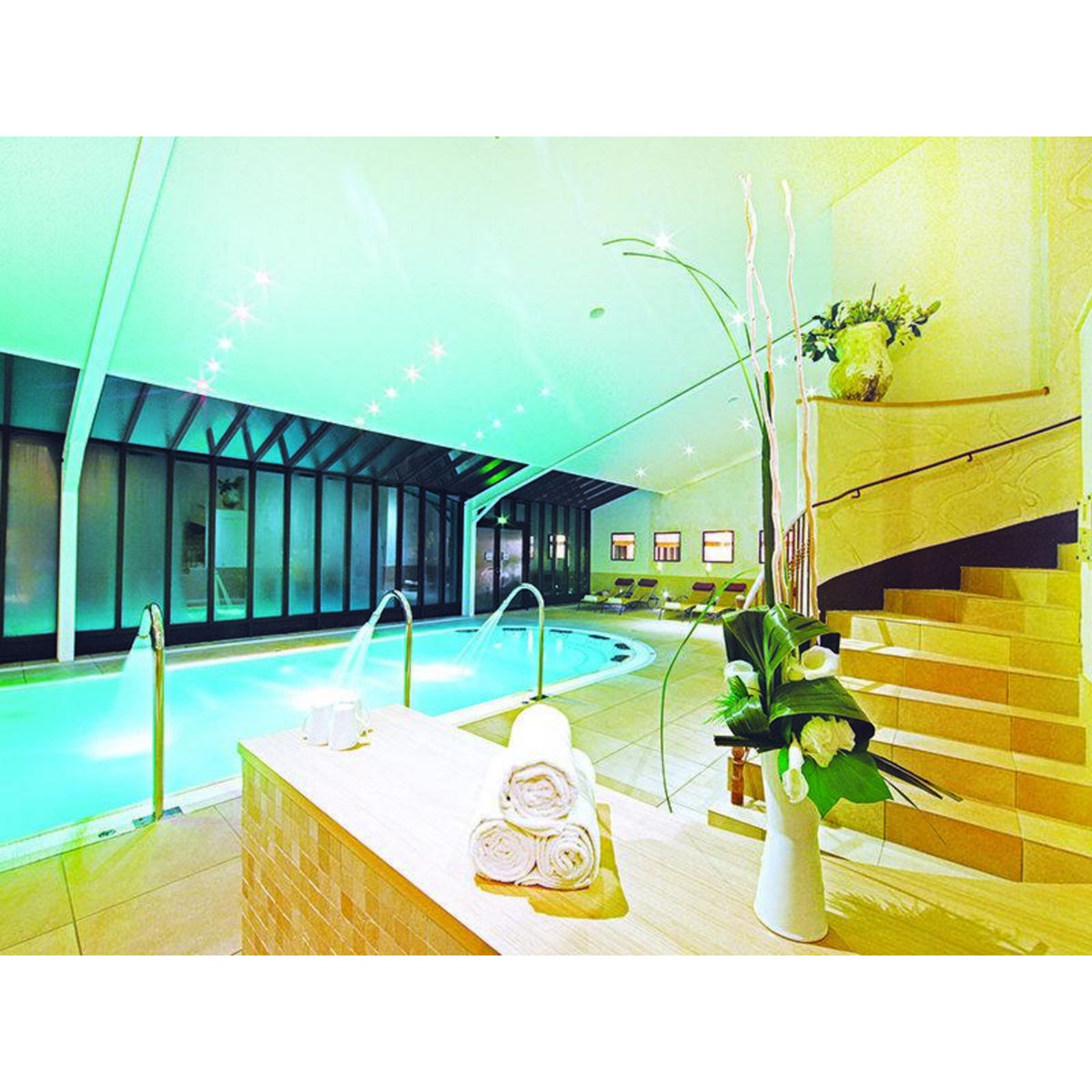 Smartbox Séjour de 2 jours au Château de Pizay 4* avec accès au spa, près de Mâcon - Coffret Cadeau Séjour