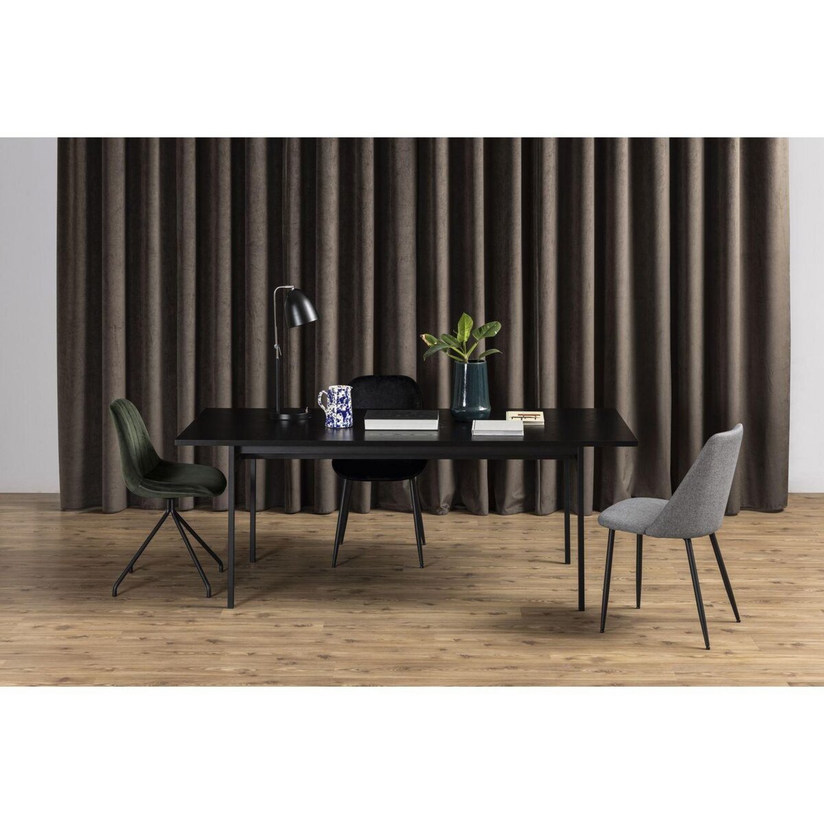 TOILINUX Table à manger en mélaminé et Métal 4 à 6 convives - L. 200 cm - Noir