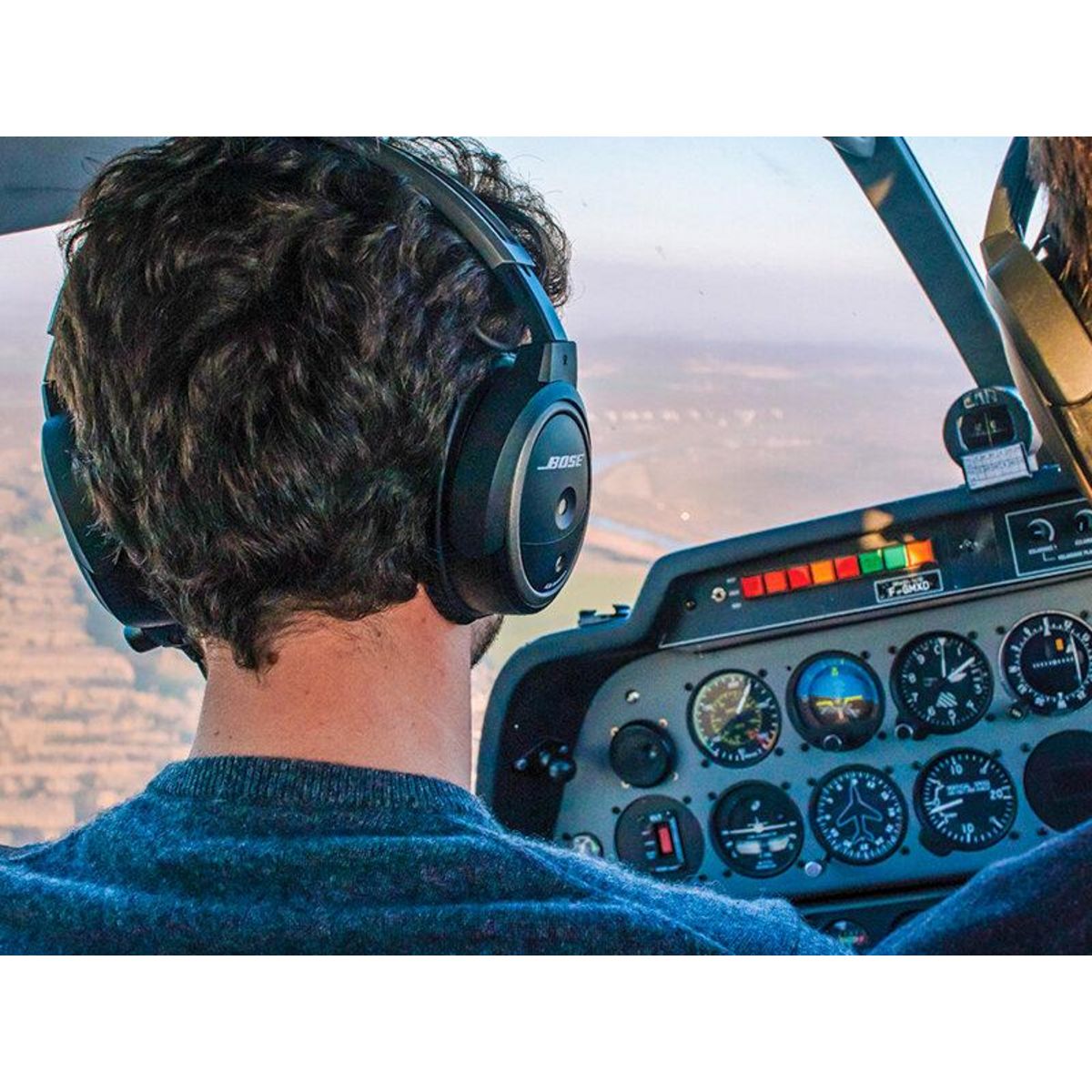 Smartbox Région toulousaine vue du ciel : balade aérienne privée d'1h pour 3 personnes - Coffret Cadeau Sport & Aventure