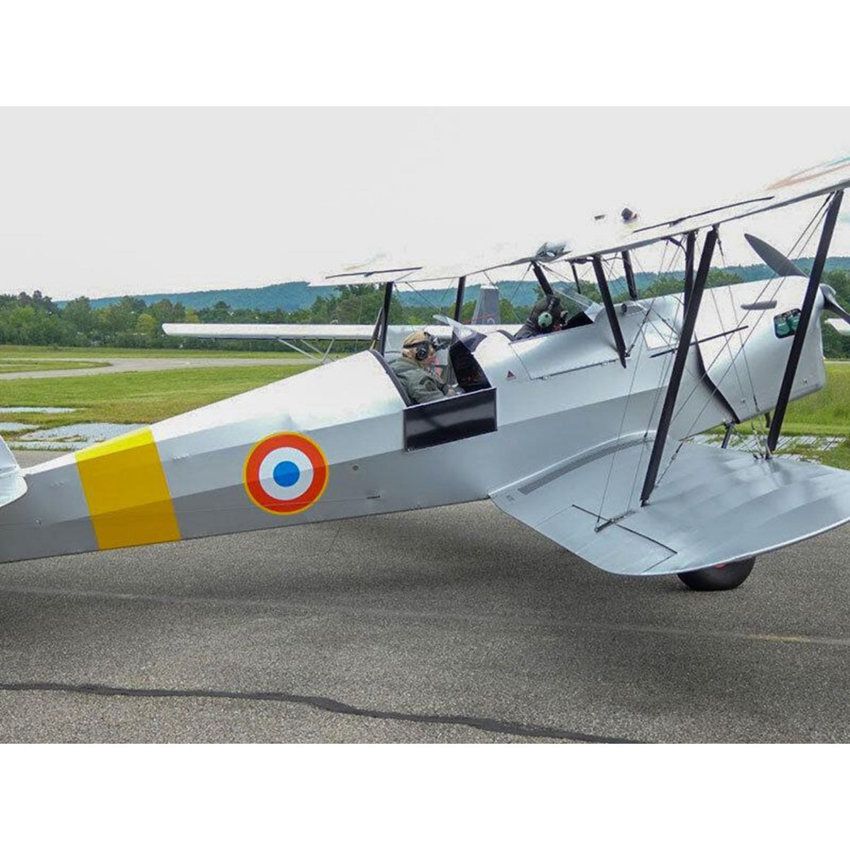 Smartbox Vol en ULM Stampe de 25 min à Bourg-en-Bresse - Coffret Cadeau Sport & Aventure