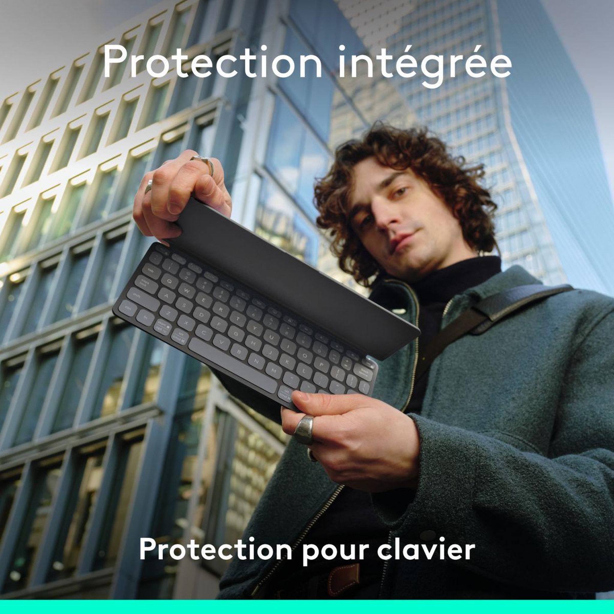 Voir la diapositive 3 : Logitech Etui Keys-To-Go 2 iPAD Graphite
