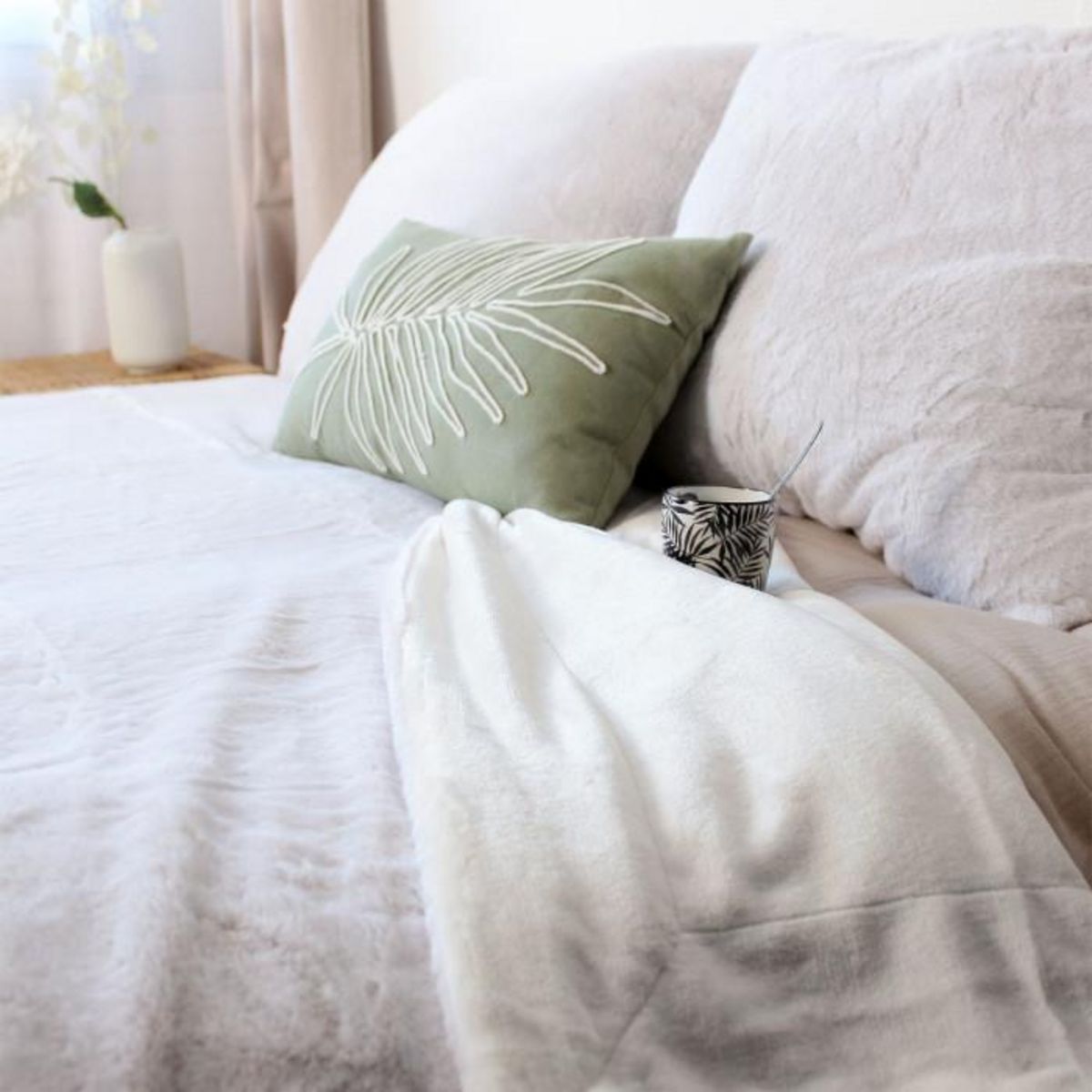 Paris Prix Plaid XL Imitation Fourrure  Rabbit  180x220cm Blanc