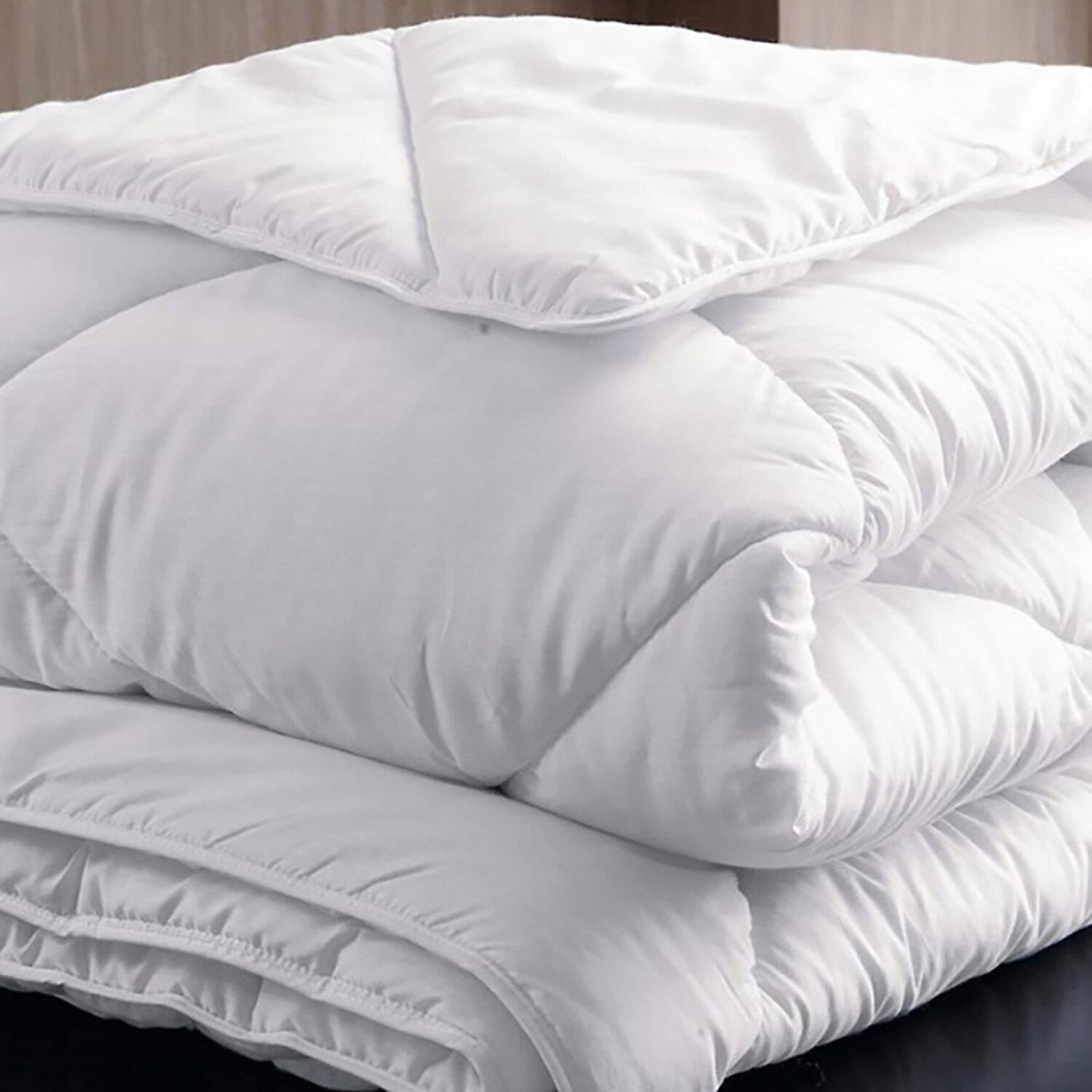 Voir la diapositive 2 : Home collection Couette blanche 140x200cm 100% microfibre 500gr a bouillir fab fr