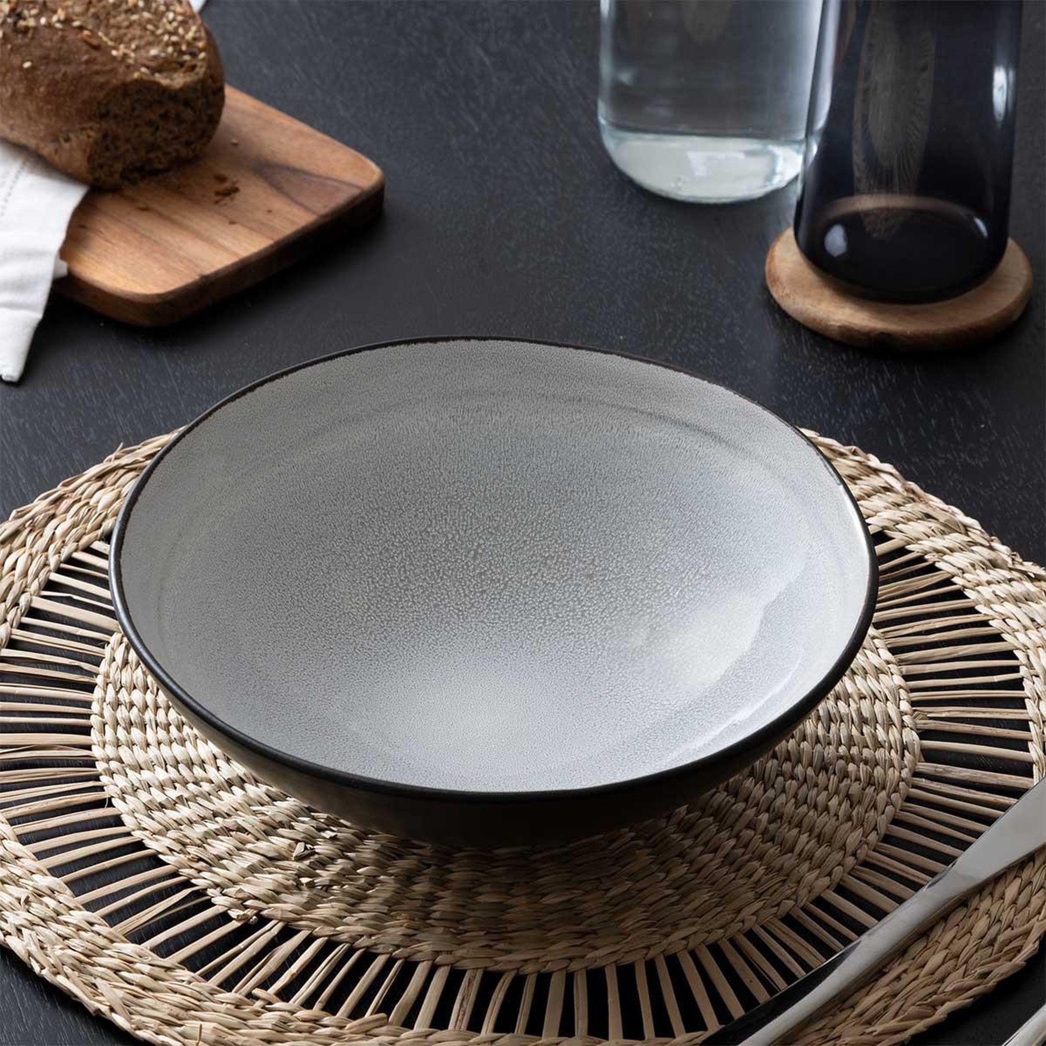 Voir la diapositive 2 : SECRET DE GOURMET Saladier design  diane  23cm beige