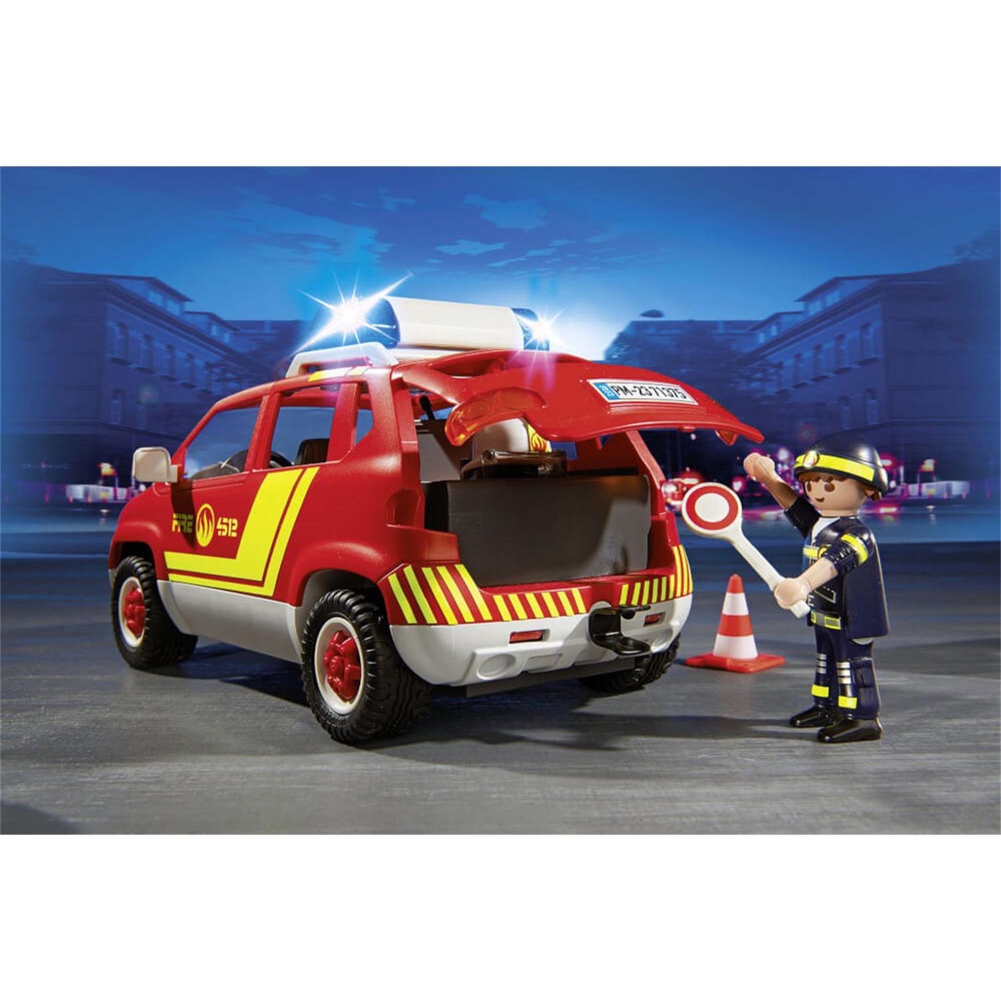 Voir la diapositive 4 : PLAYMOBIL City Action Véhicule de pompiers avec son et lumière