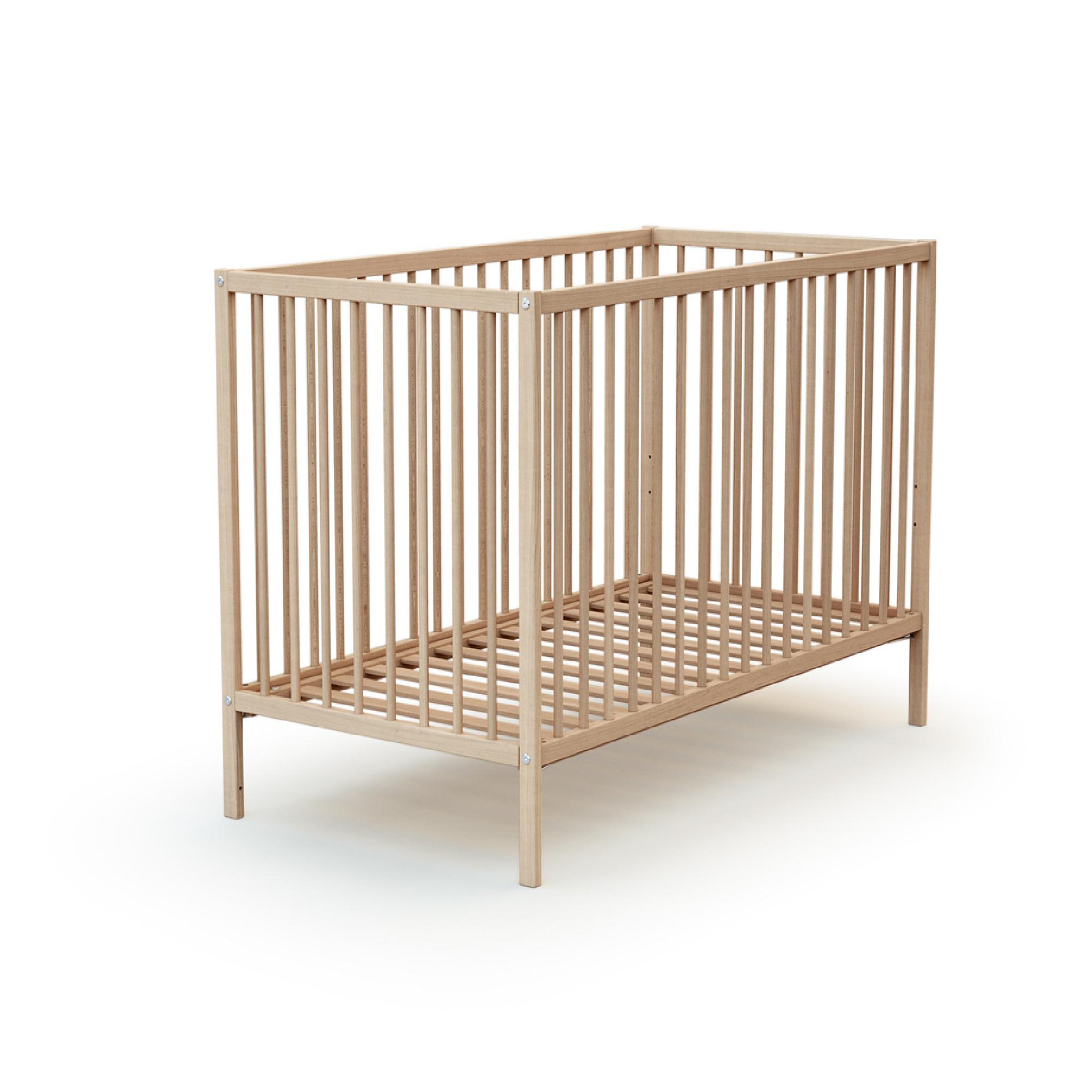 Voir la diapositive 4 : AT4 Chambre bébé lit et table à langer en bois