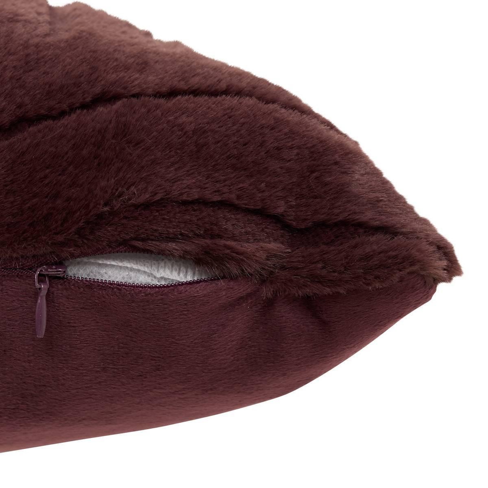 Voir la diapositive 3 : ATMOSPHERA Coussin imitation fourrure  arka  45x45cm marron