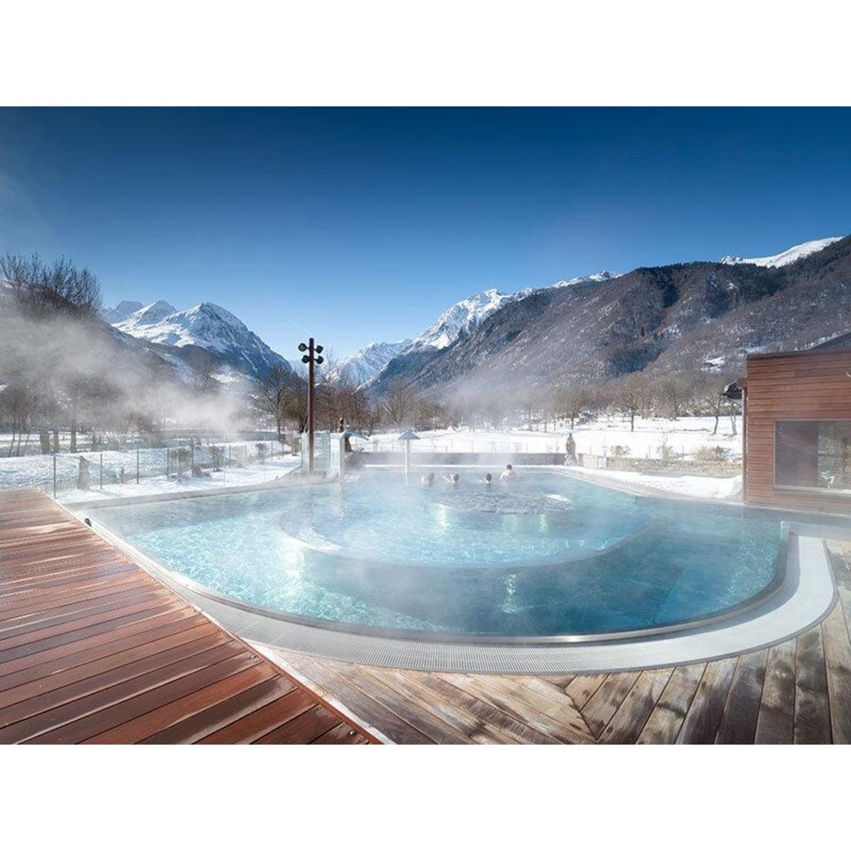 Smartbox Parenthèse détente : accès aux cinq bains d'eau thermale et repas en duo dans les Pyrénées - Coffret Cadeau Bien-être