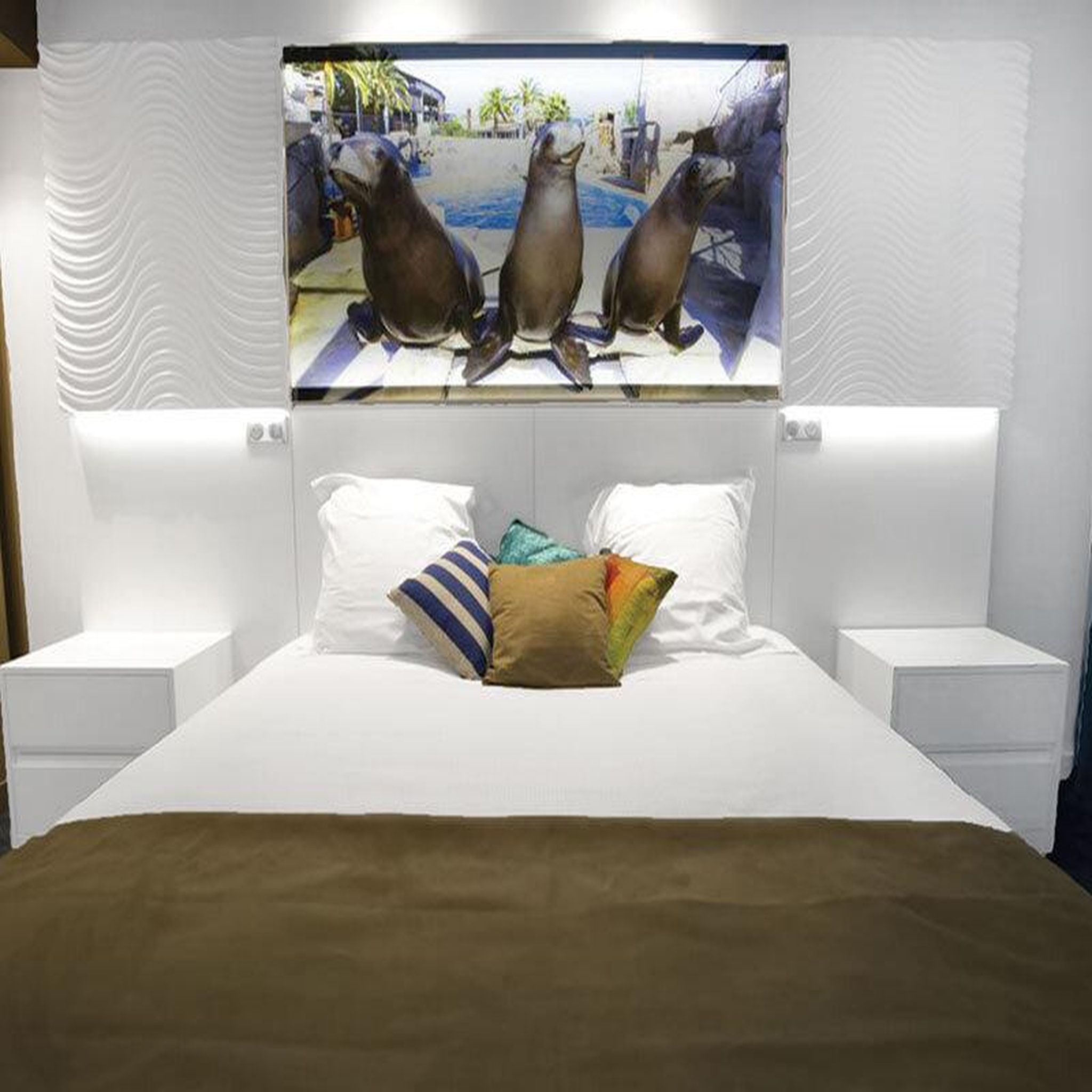 Voir la diapositive 2 : Smartbox 2 nuits avec entrée au parc aquatique pour 2 à l'hôtel marineland resort - coffret cadeau séjour