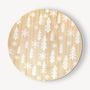 Voir la diapositive 4 : FEERIC LIGHT & CHRISTMAS Lot de 12 assiettes de présentation effet bois SAPINS - Beige