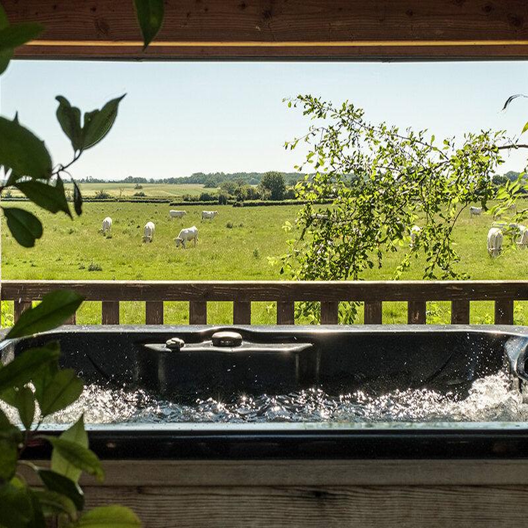 Voir la diapositive 5 : Smartbox 2 jours en roulotte ou cabanon premium avec détente en bourgogne - coffret cadeau séjour