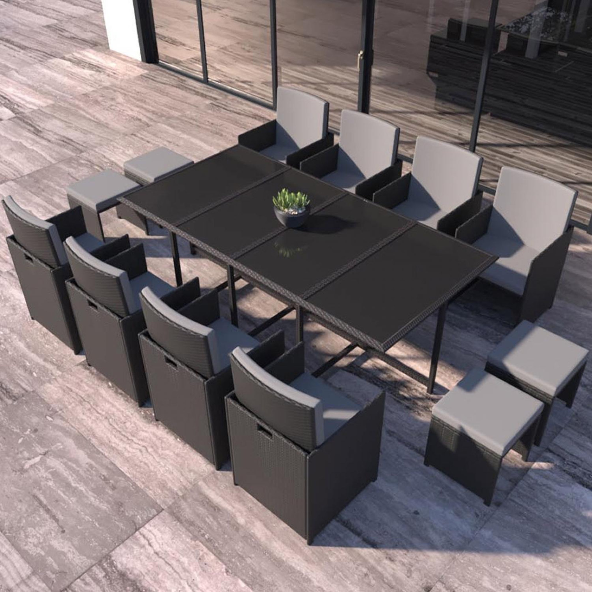 Voir la diapositive 2 : CONCEPT USINE Table et chaises 12 places en résine tressée noir et gris florida