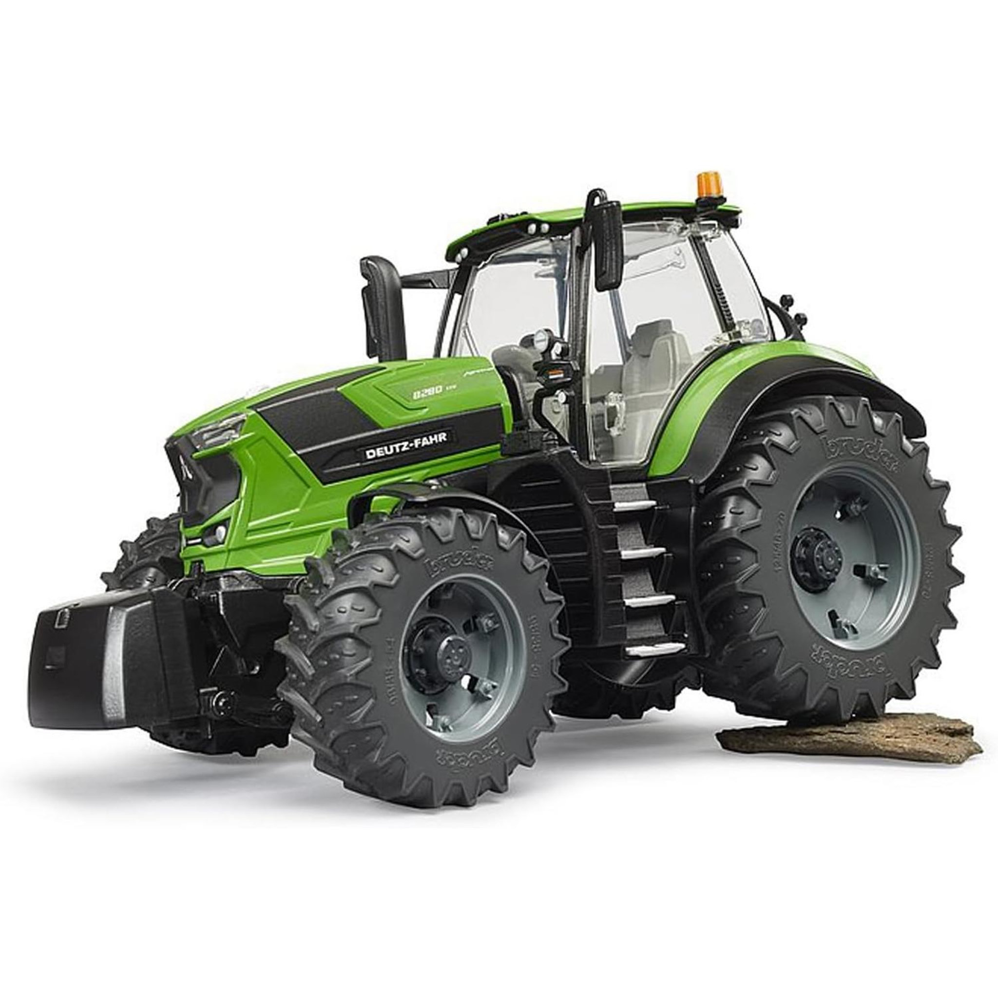 Voir la diapositive 3 : Bruder Deutz 8280 TTV - Tracteur RC